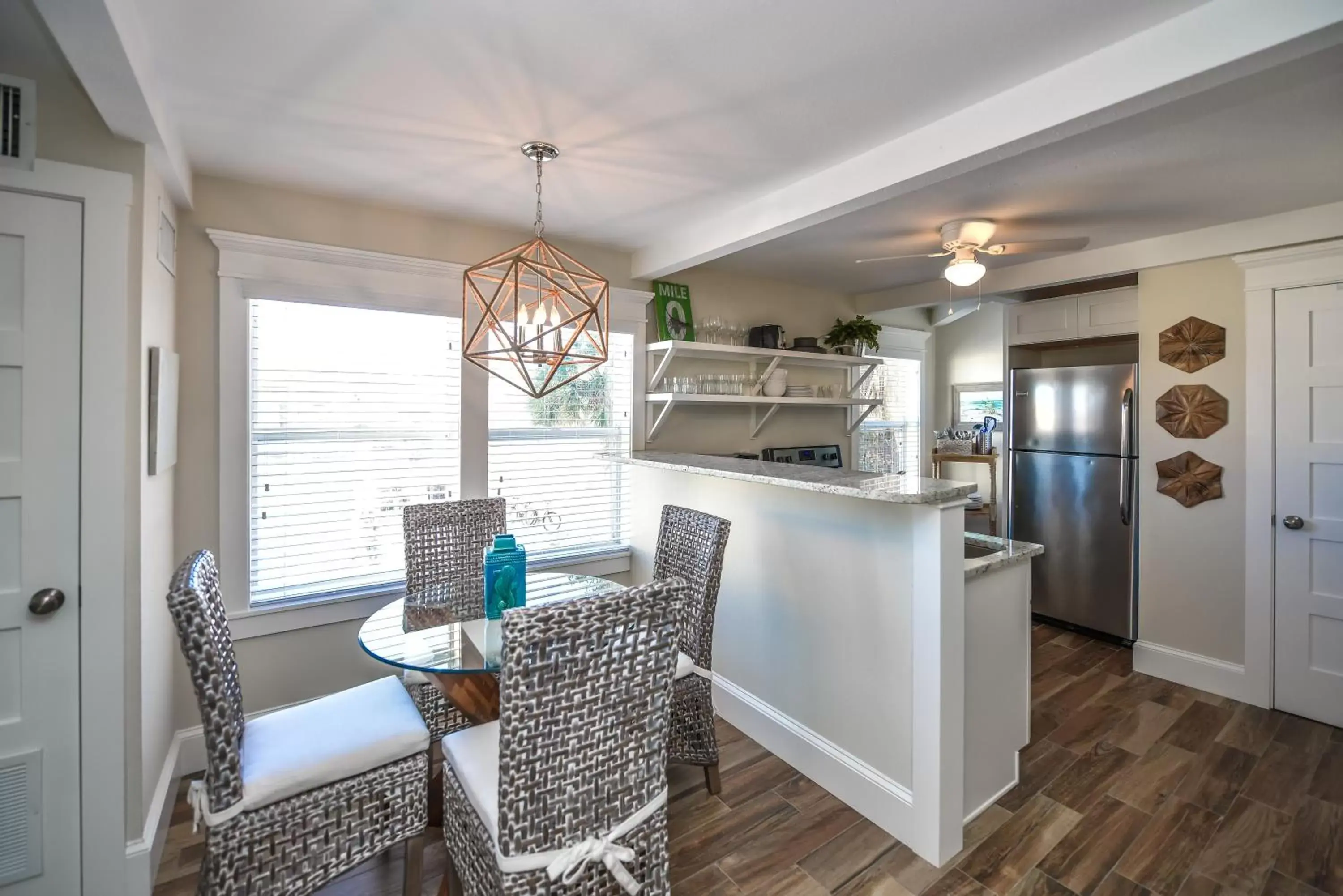 Kitchen or kitchenette in Tropical Breeze Resort