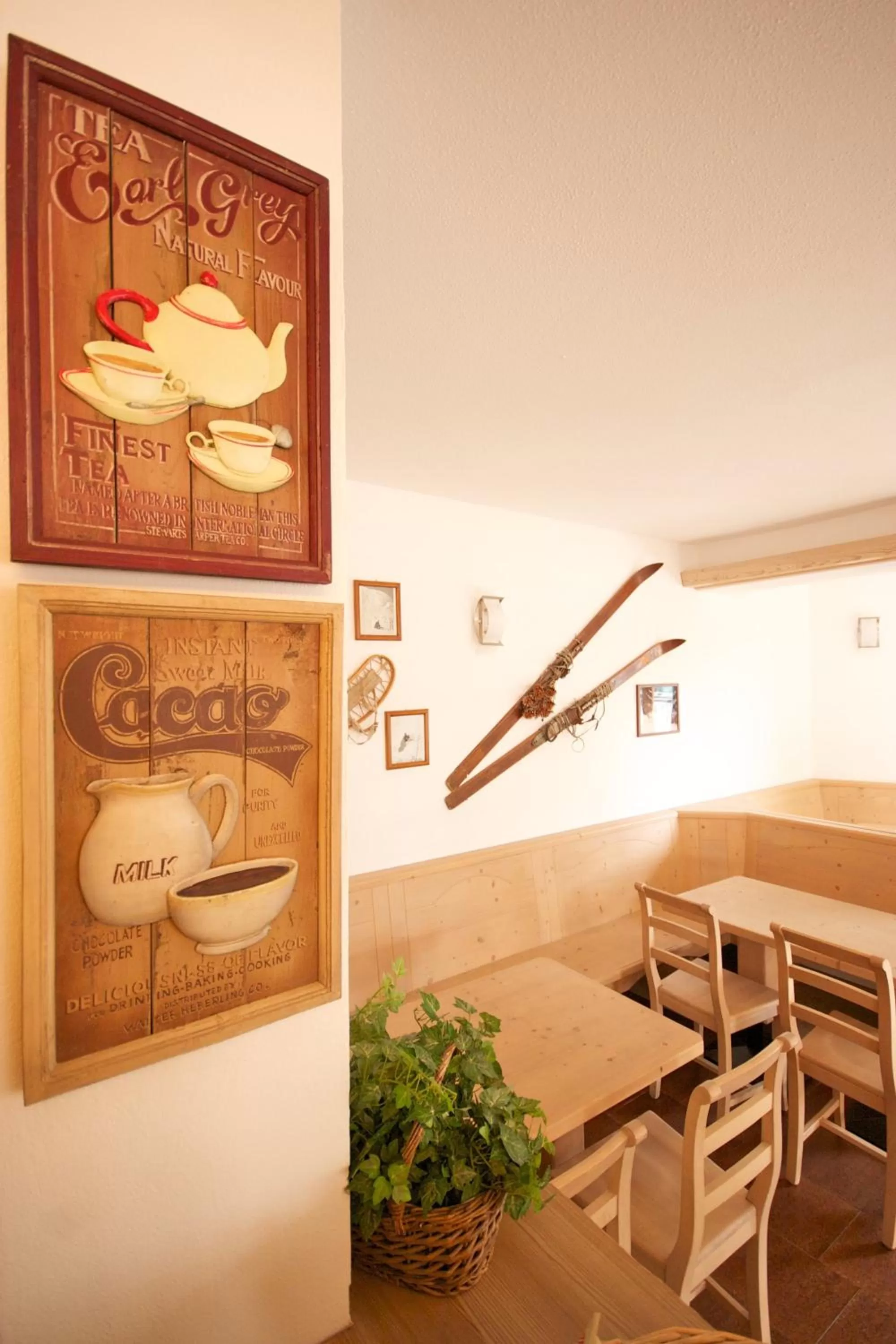 Lounge or bar in Hotel Vallechiara