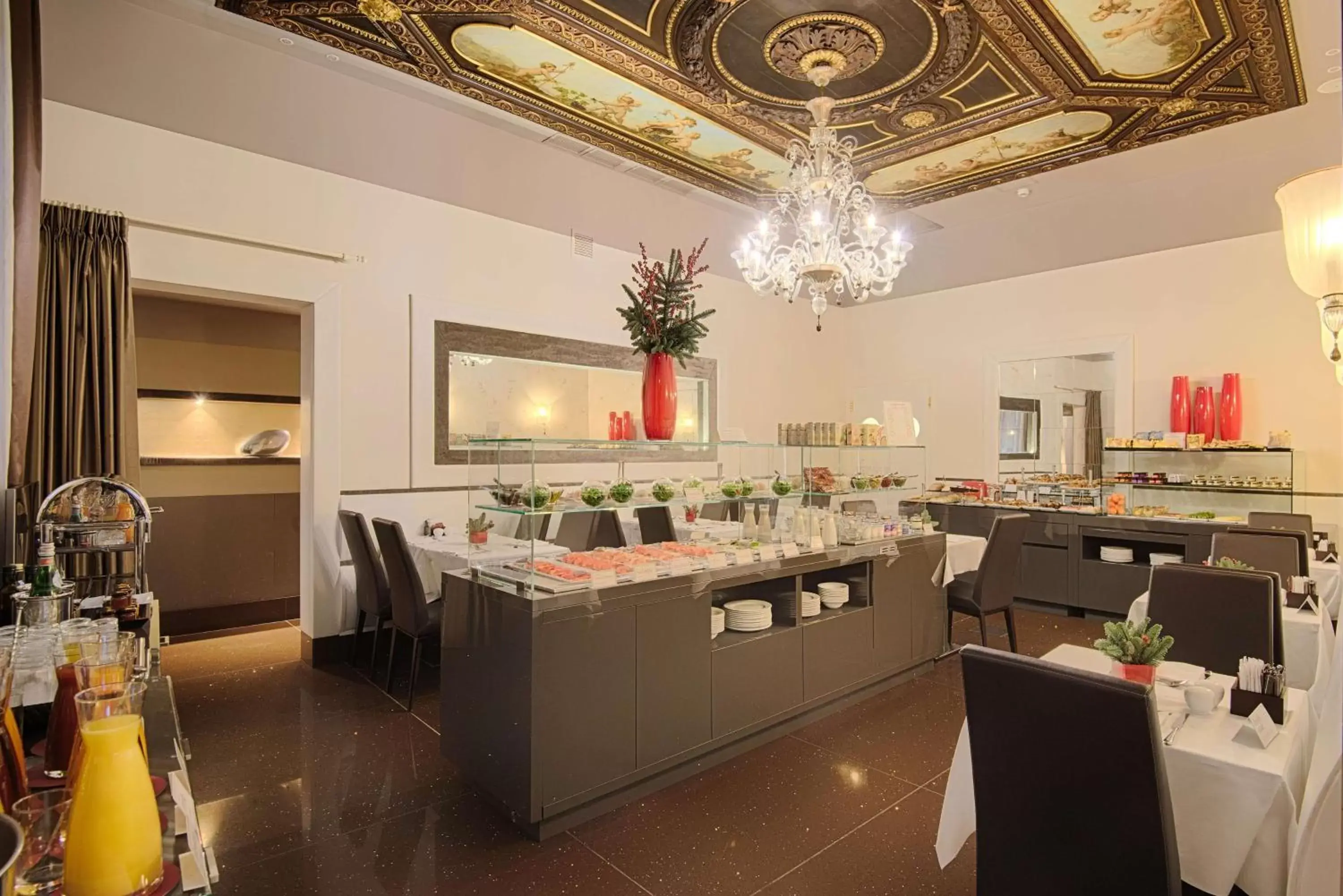 Restaurant/places to eat in Palazzo Barocci Restaurant/places to eat in Palazzo Barocci