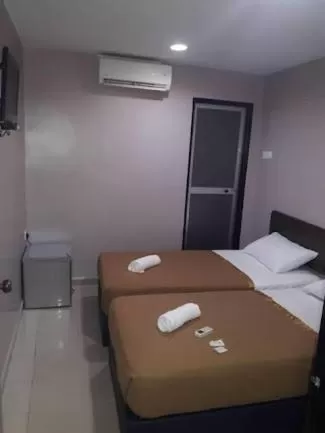 ISLAND TIME MOTEL KUAH