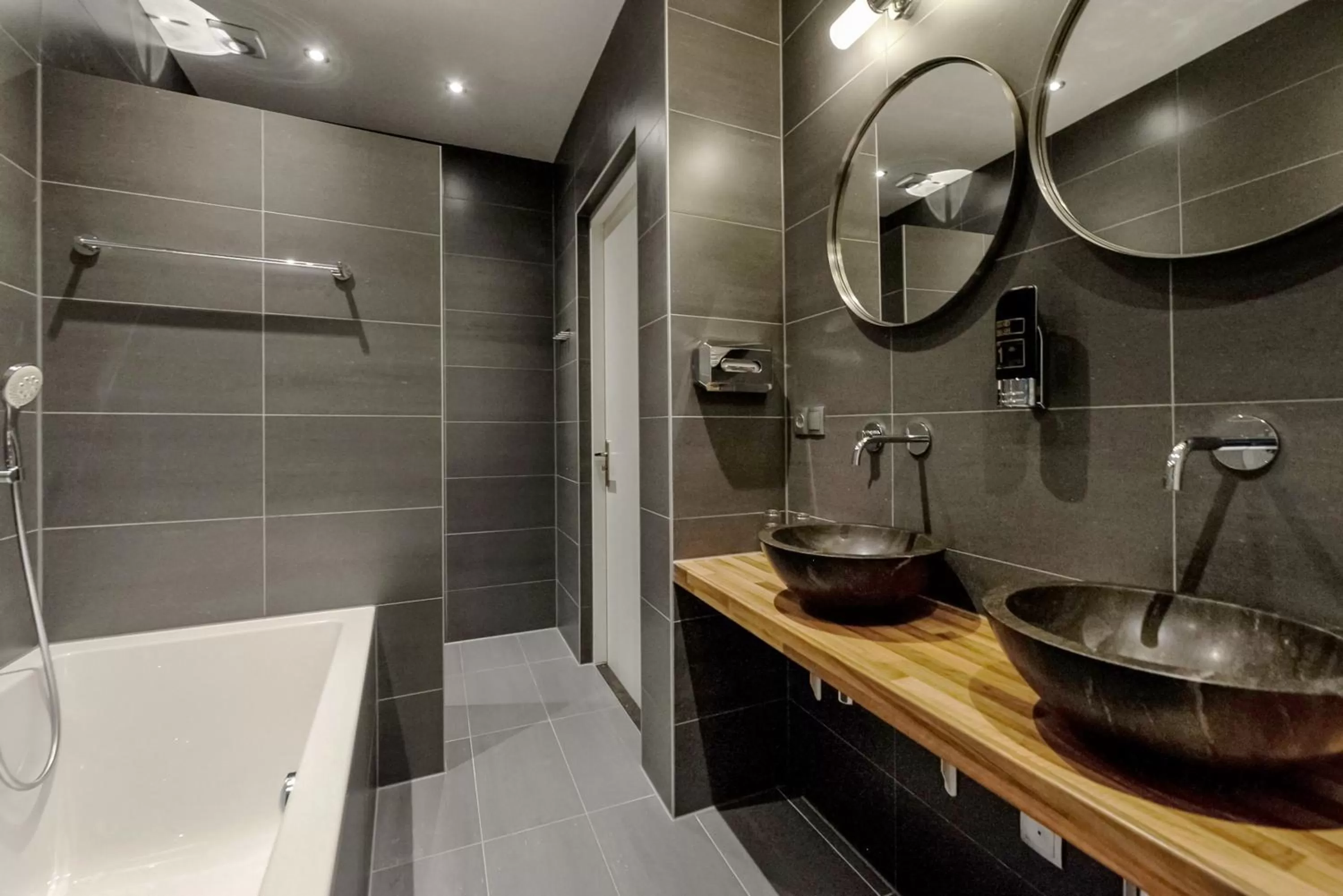 Bathroom in Hotel Bor Scheveningen