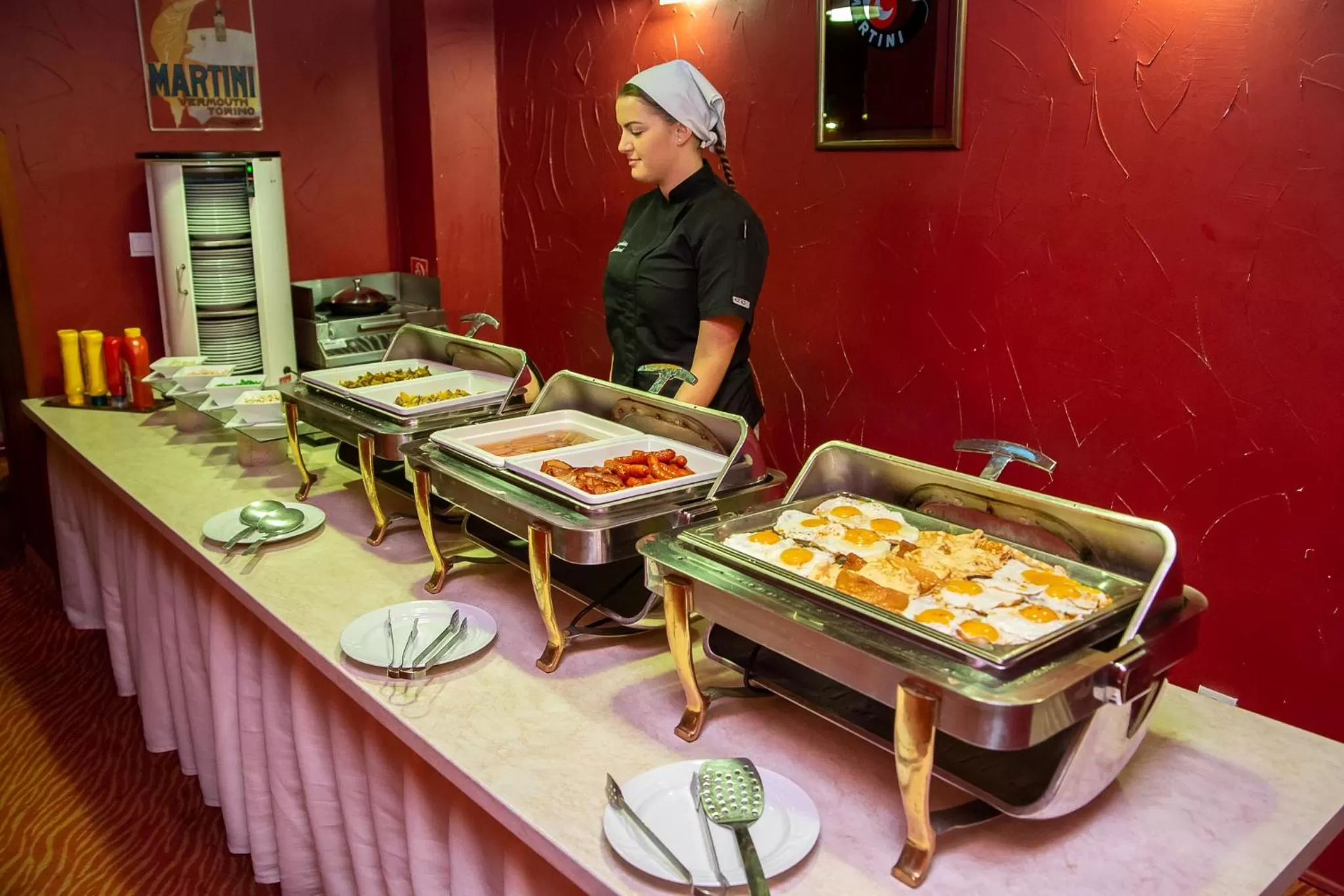 Buffet breakfast in Hotel Academic