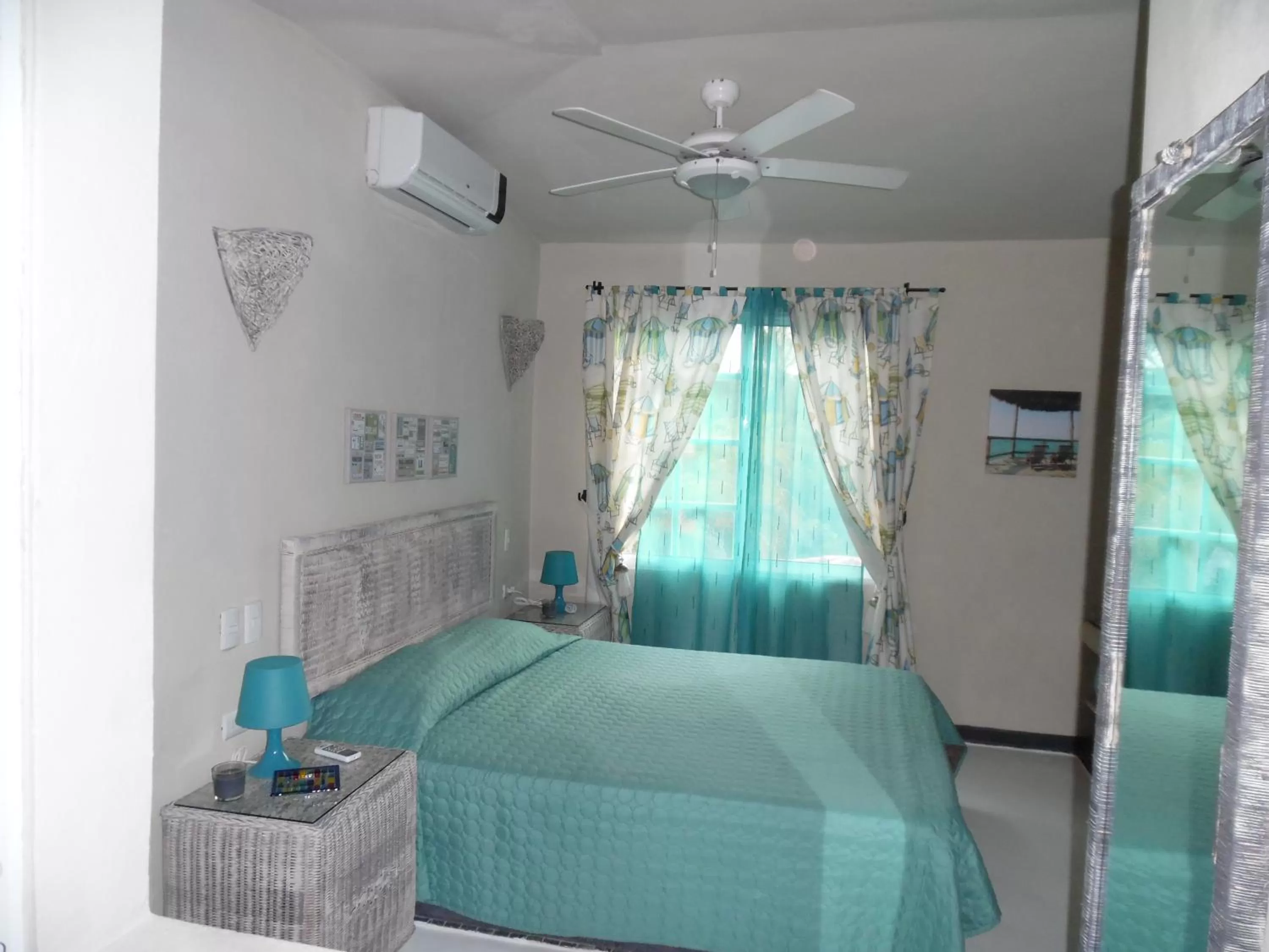 Day, Bed in Hotel - Residencial Madrugada