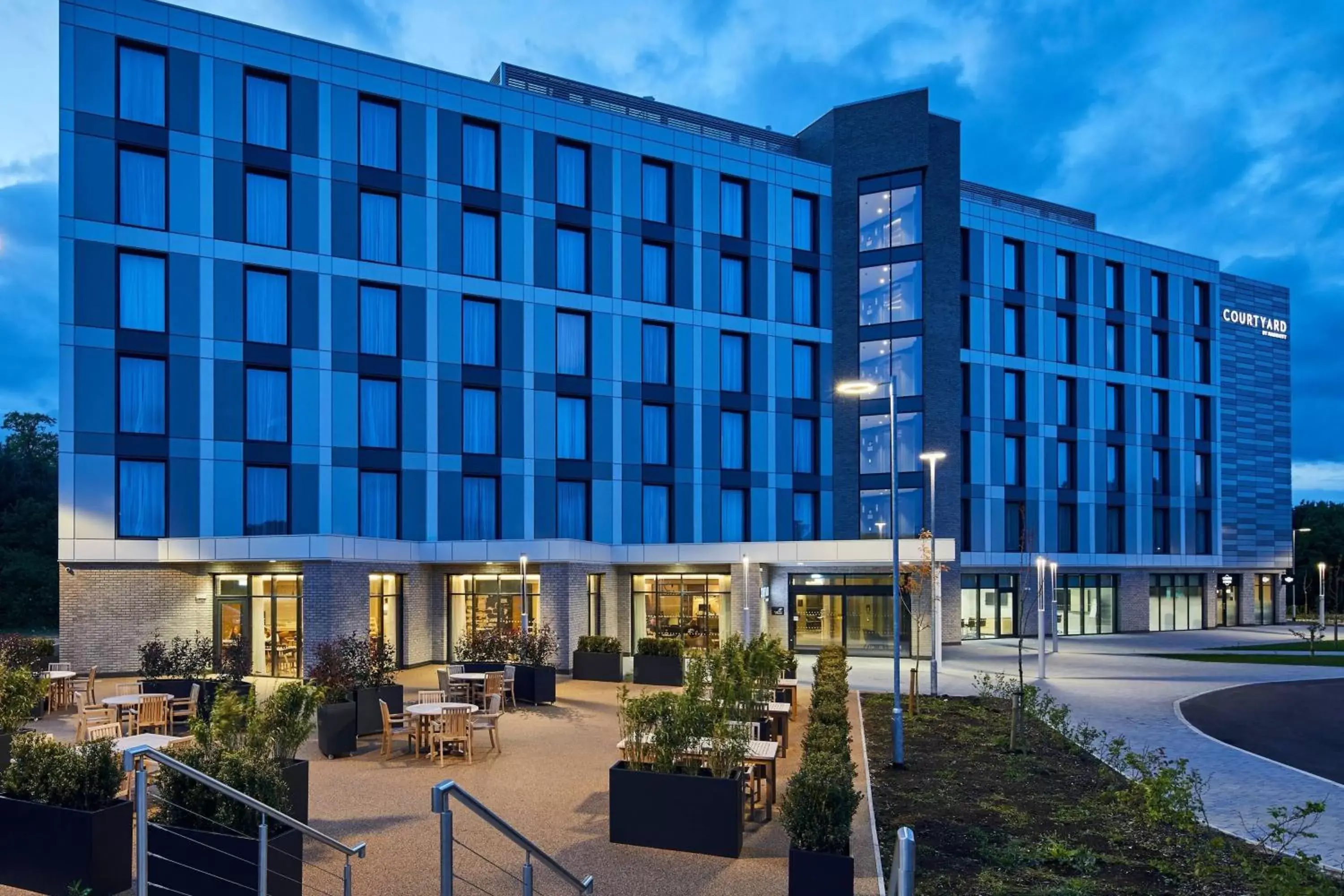 Restaurant/places to eat, Property Building in Courtyard by Marriott Keele Staffordshire