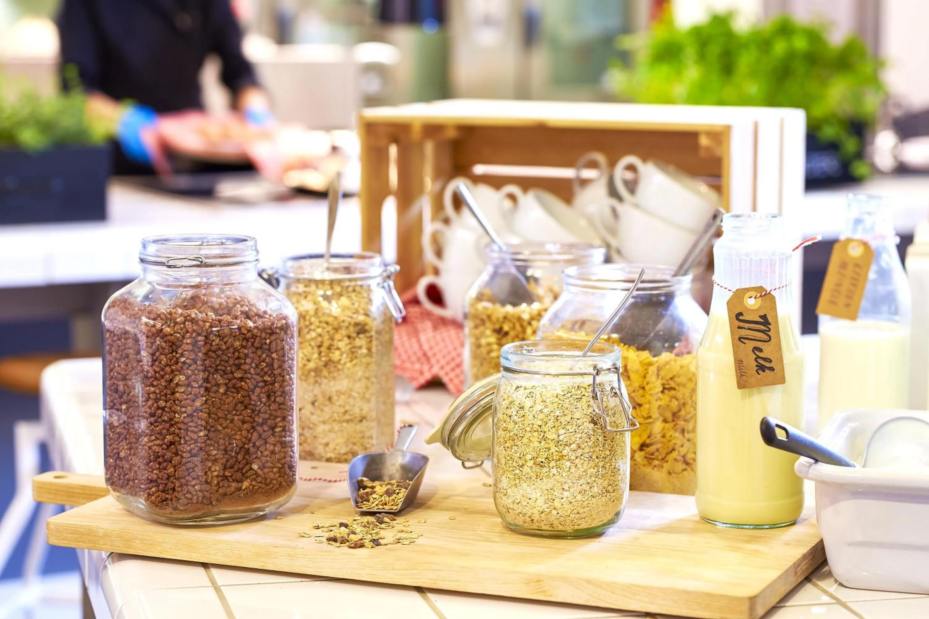 Continental breakfast in Stayokay Hostel Apeldoorn