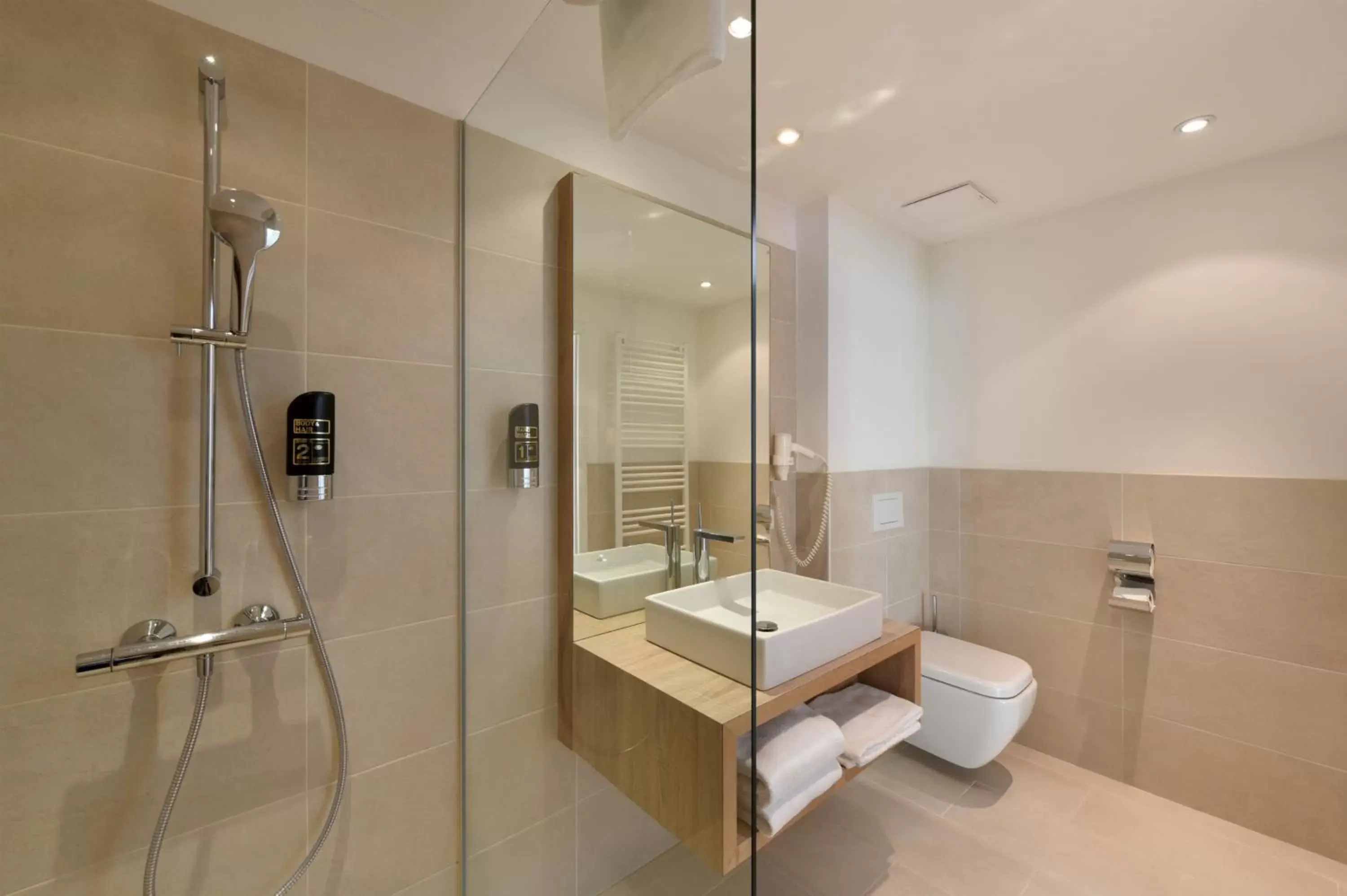 Bathroom in Hotel Krone 1512