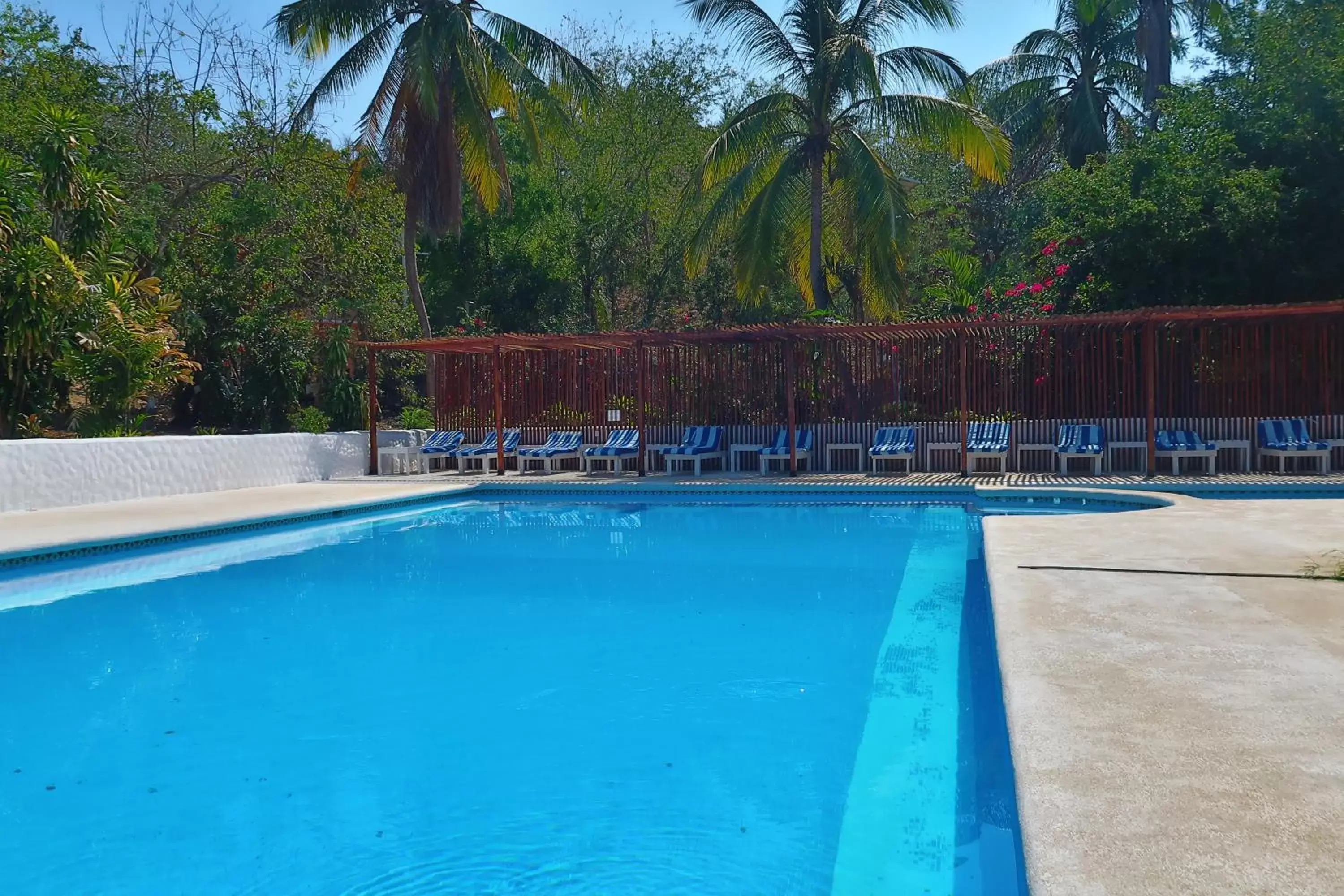 Swimming Pool in Hotel Arcoiris