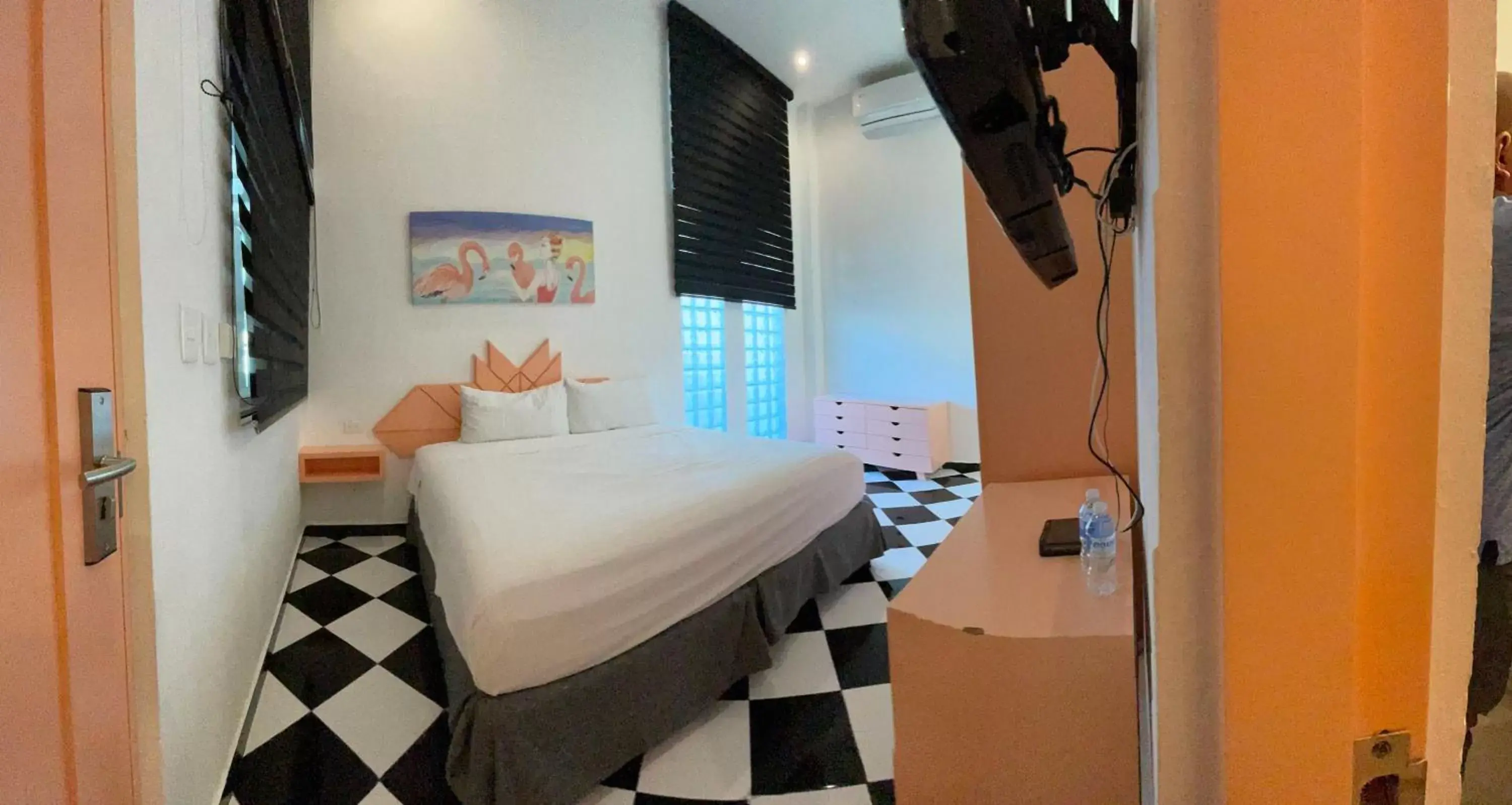 Bedroom, Bed in WINDAY HOTEL - Cerca 5a Avenida