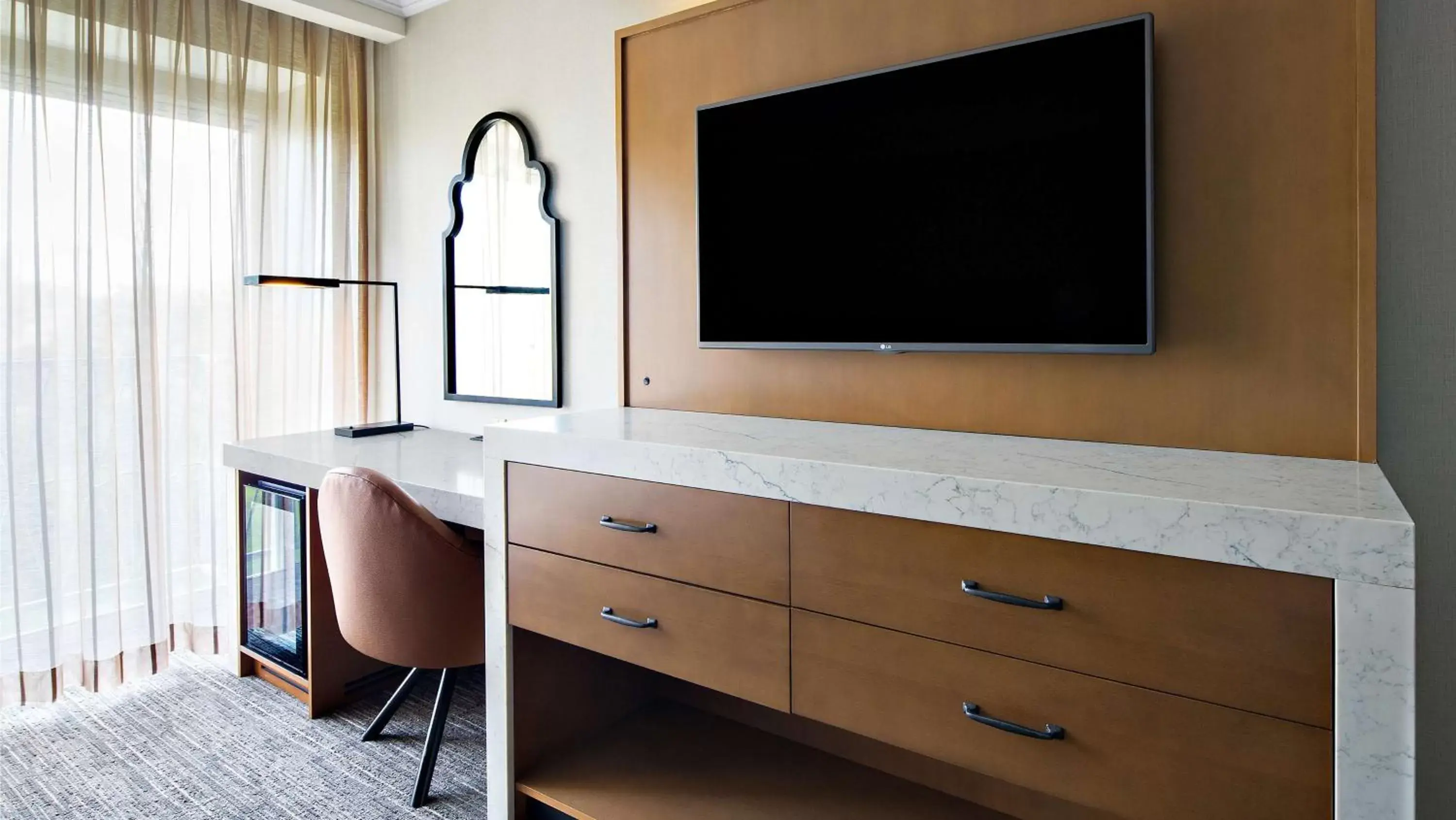 Photo of the whole room, TV/Entertainment Center in Hyatt Regency Valencia