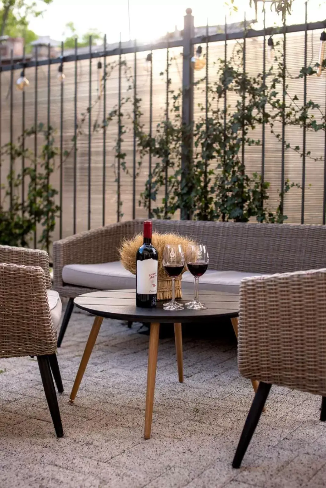 Property building in Thomas Albert Hotel Property building in Thomas Albert Hotel