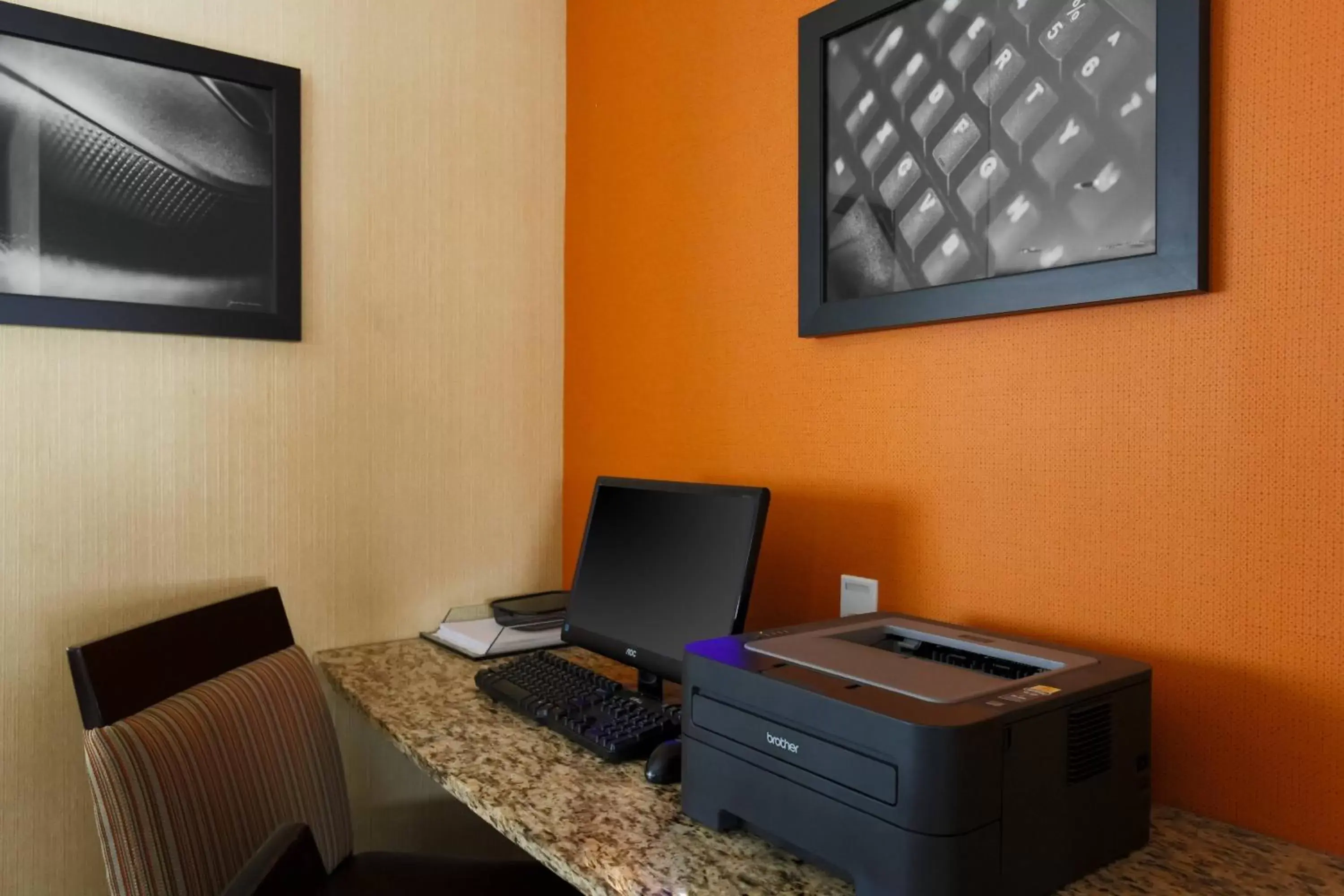 Business facilities in Residence Inn by Marriott Fort Smith