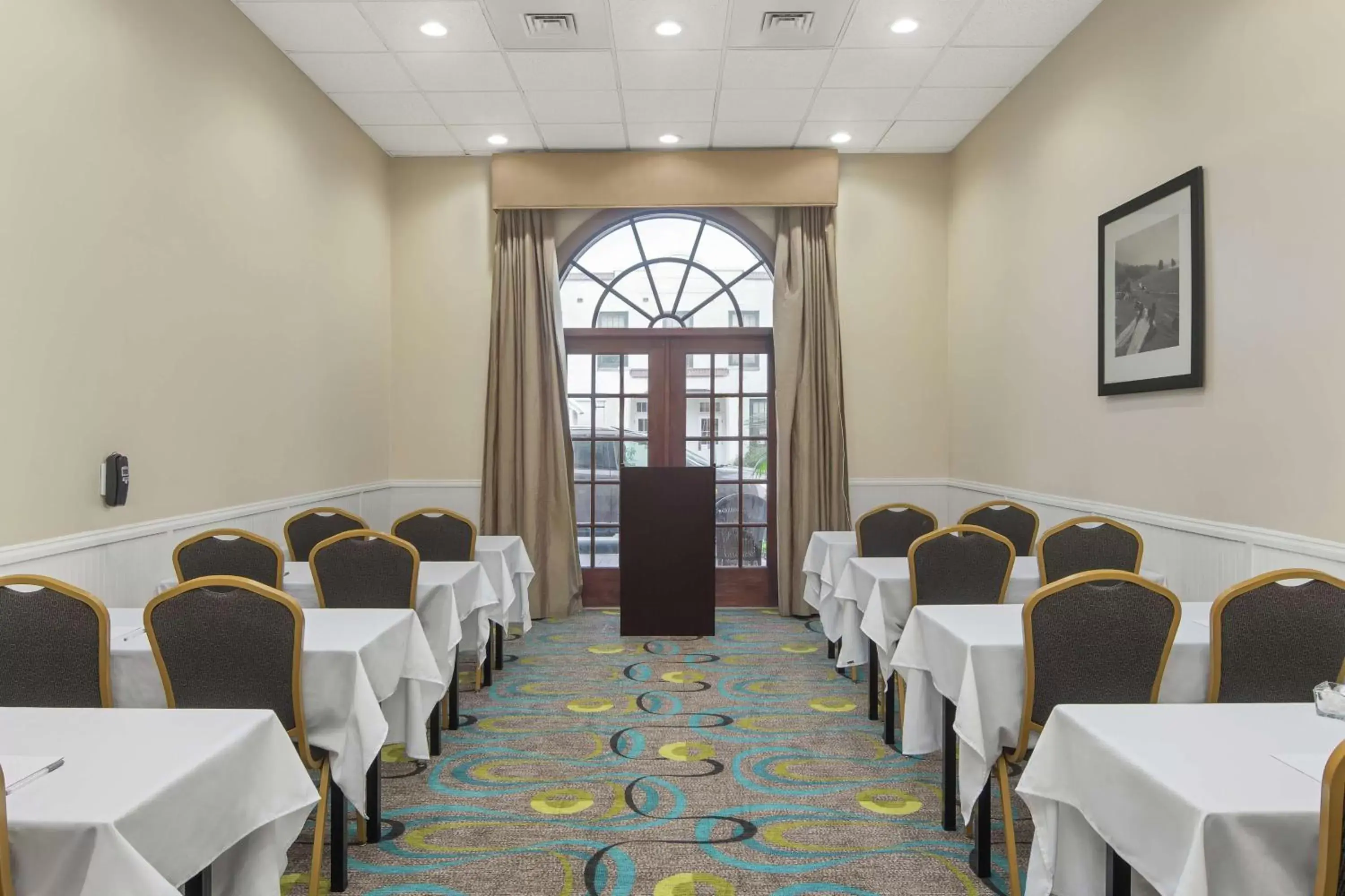 Meeting/conference room, Restaurant/Places to Eat in Hampton Inn Fairhope-Mobile Bay, AL