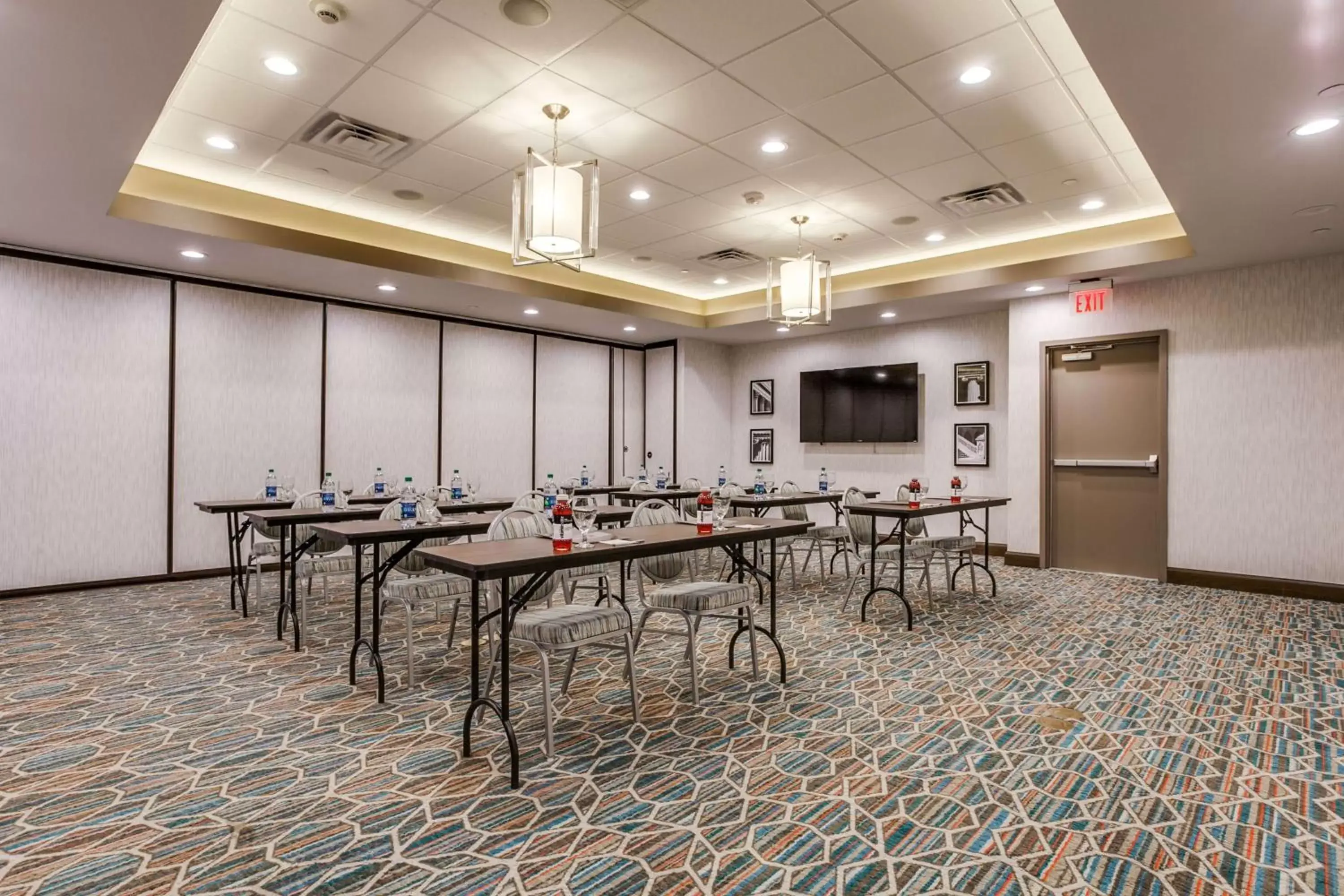 Meeting/conference room in Hampton Inn & Suites Dallas-Central Expy/North Park Area