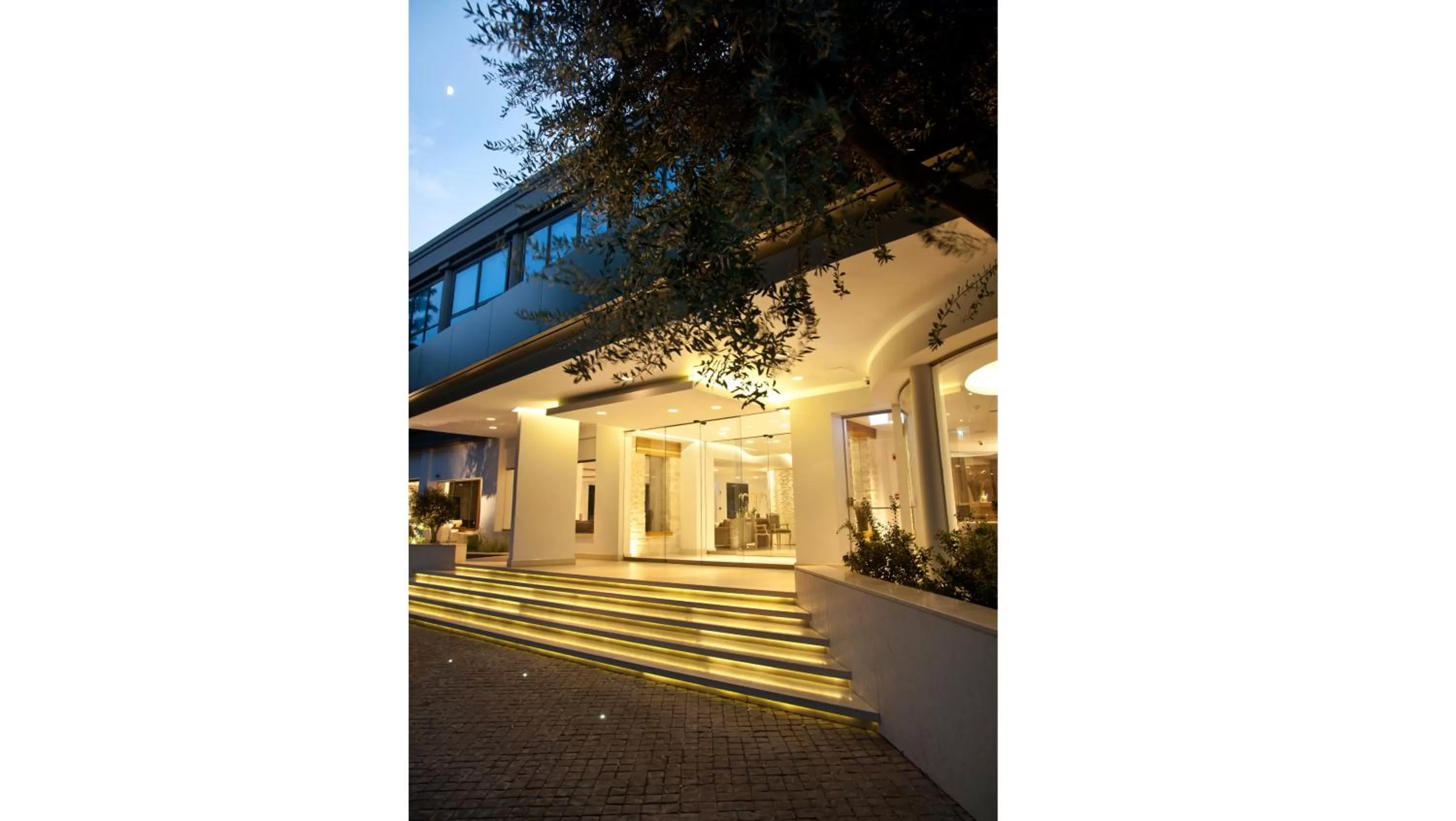 Facade/entrance in Alasia Boutique Hotel