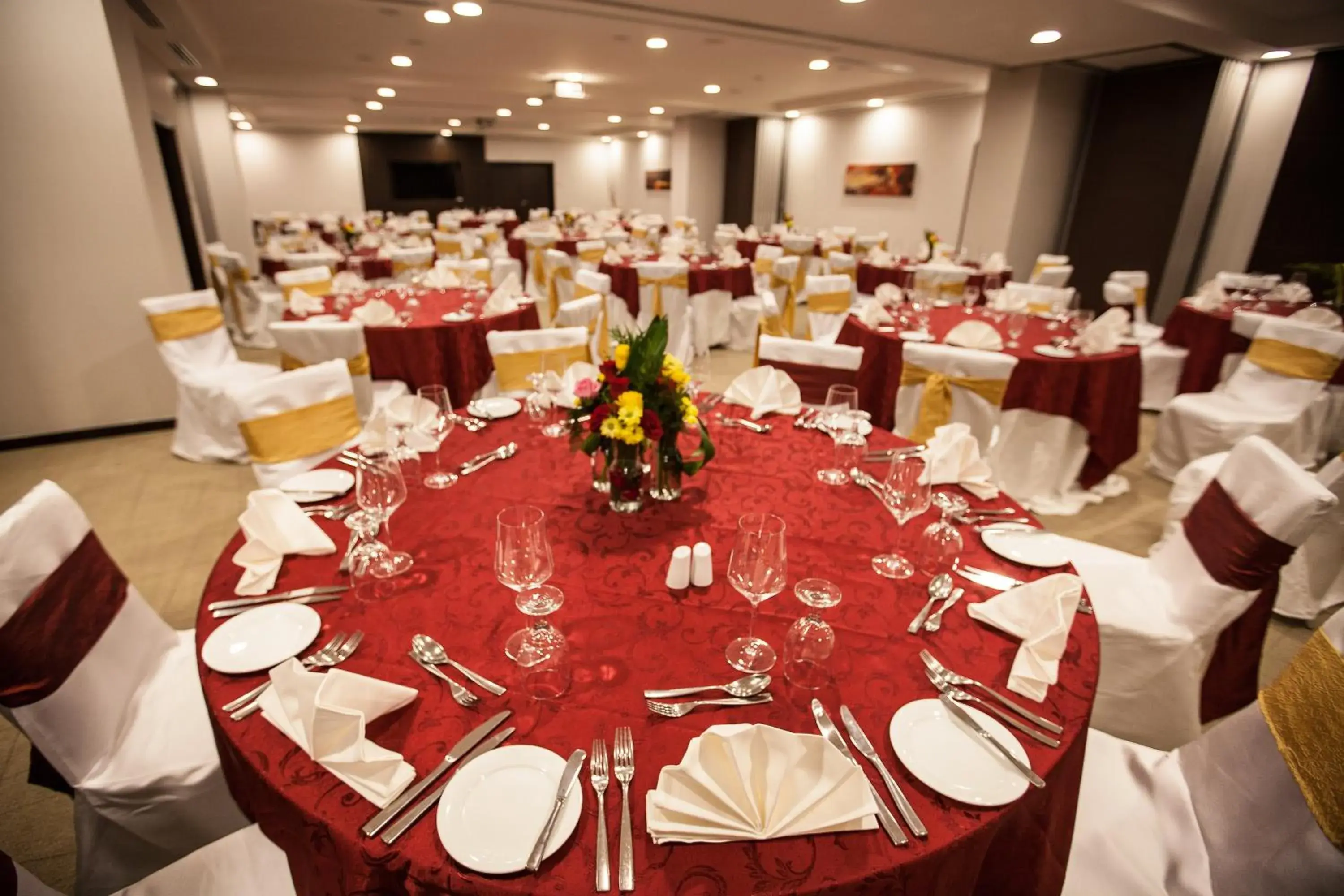 Banquet/Function facilities, Banquet Facilities in Holiday Inn AlSeeb Muscat, an IHG Hotel