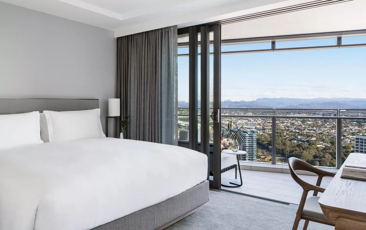 Bed in The Langham, Gold Coast and Jewel Residences