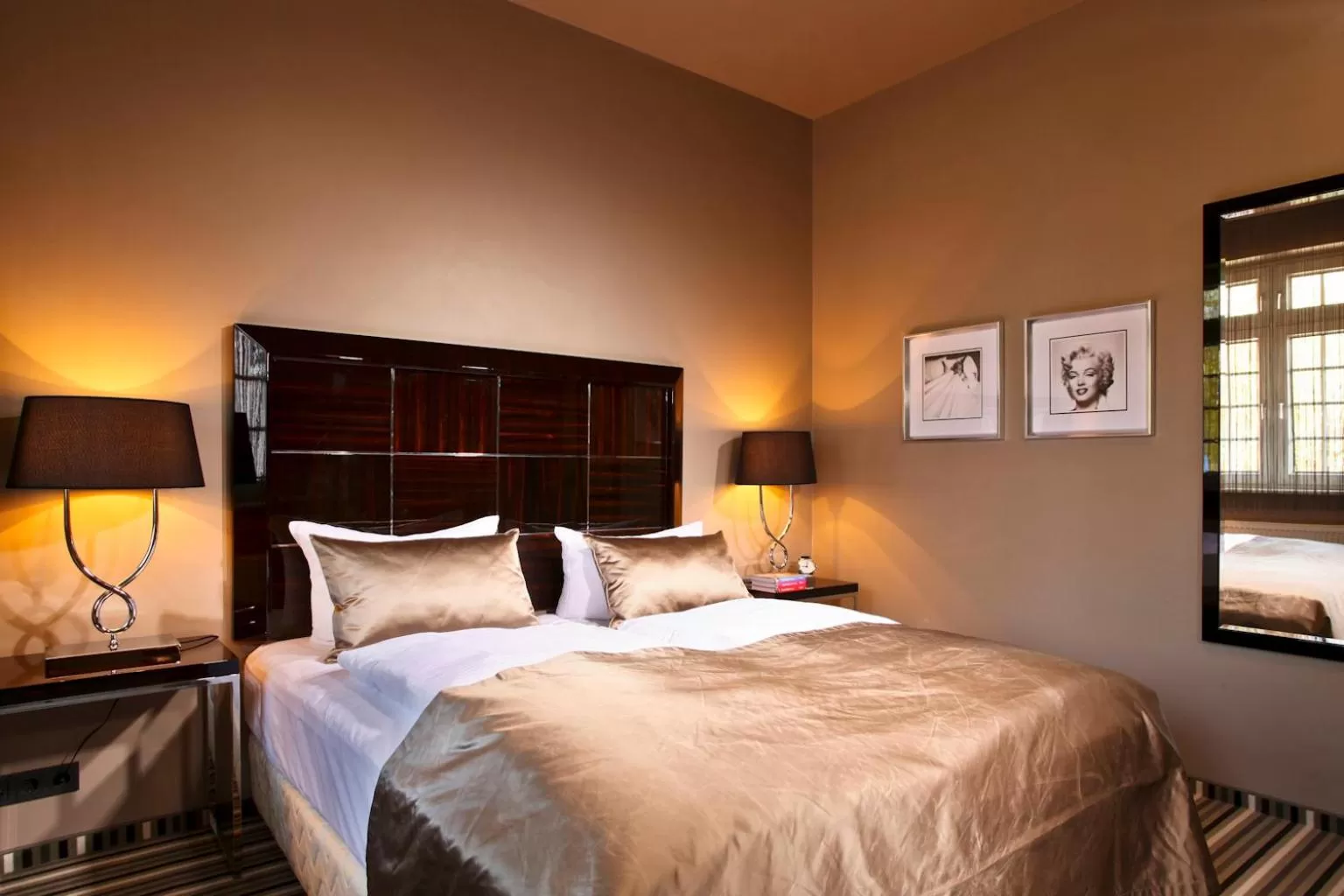 Bed in Boutique Hotel Poppenbütteler Hof