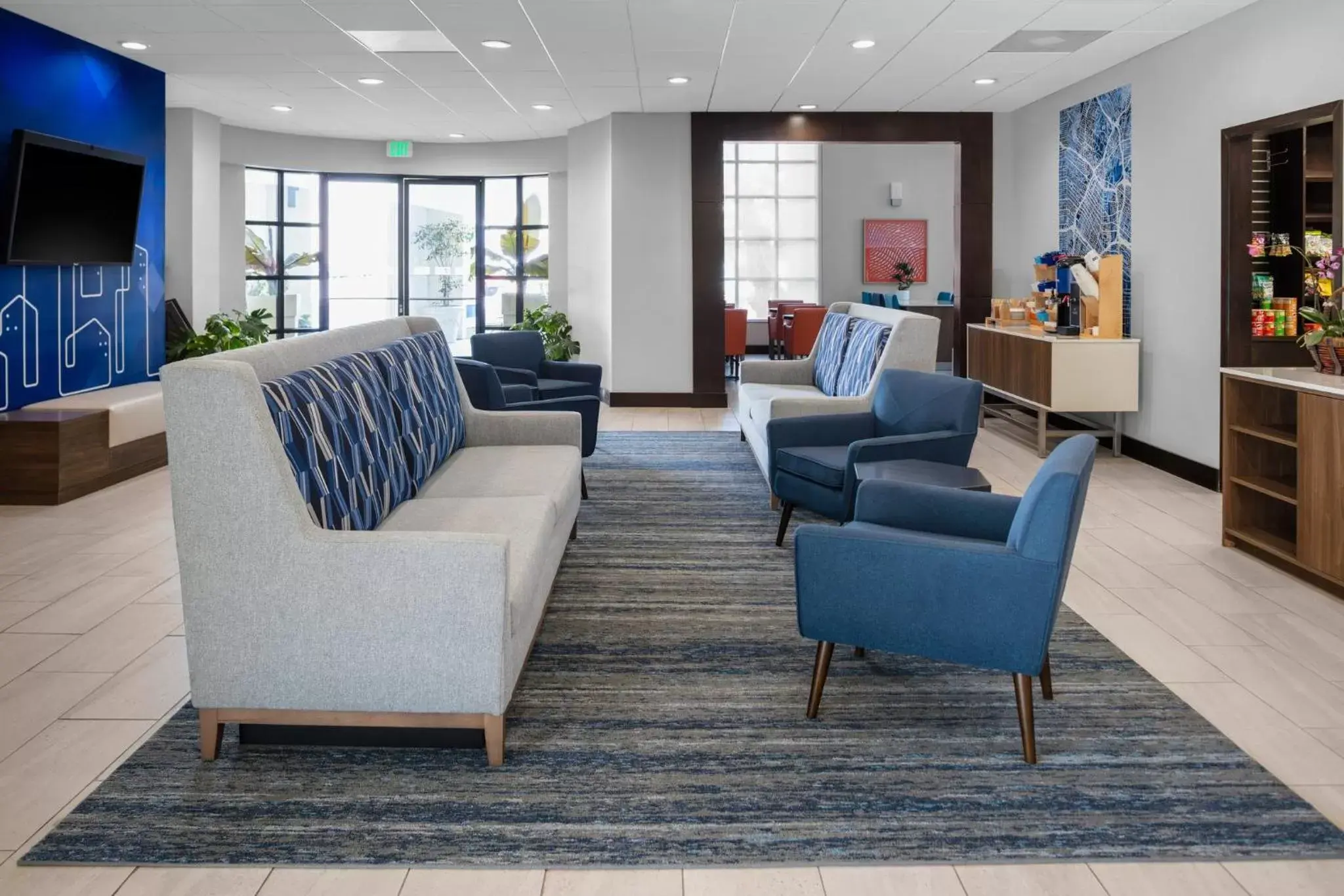 Property building, Lobby/Reception in Holiday Inn Express Hotel & Suites Hermosa Beach, an IHG Hotel
