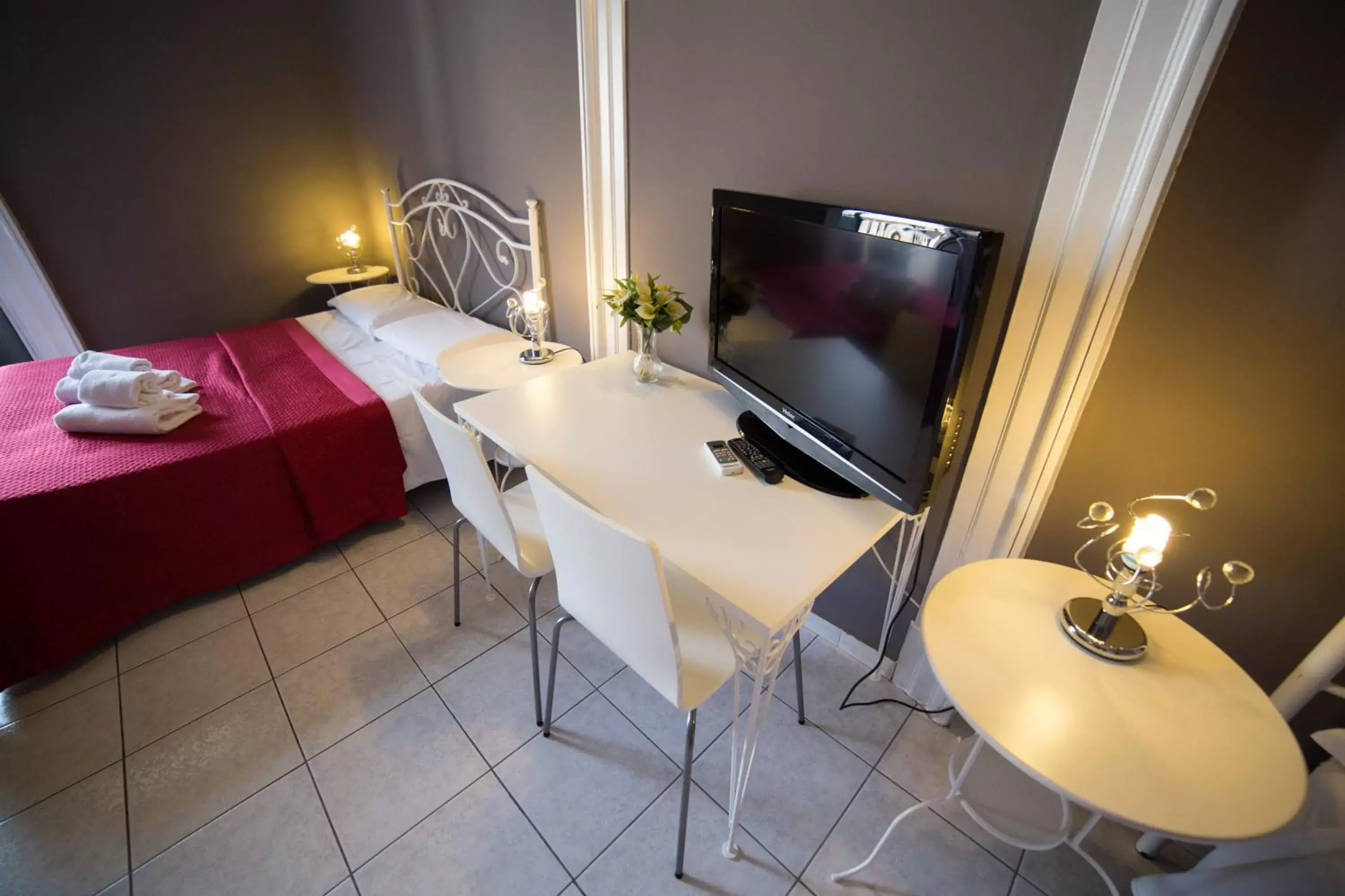 Photo of the whole room, TV/Entertainment Center in Hotel Biscari