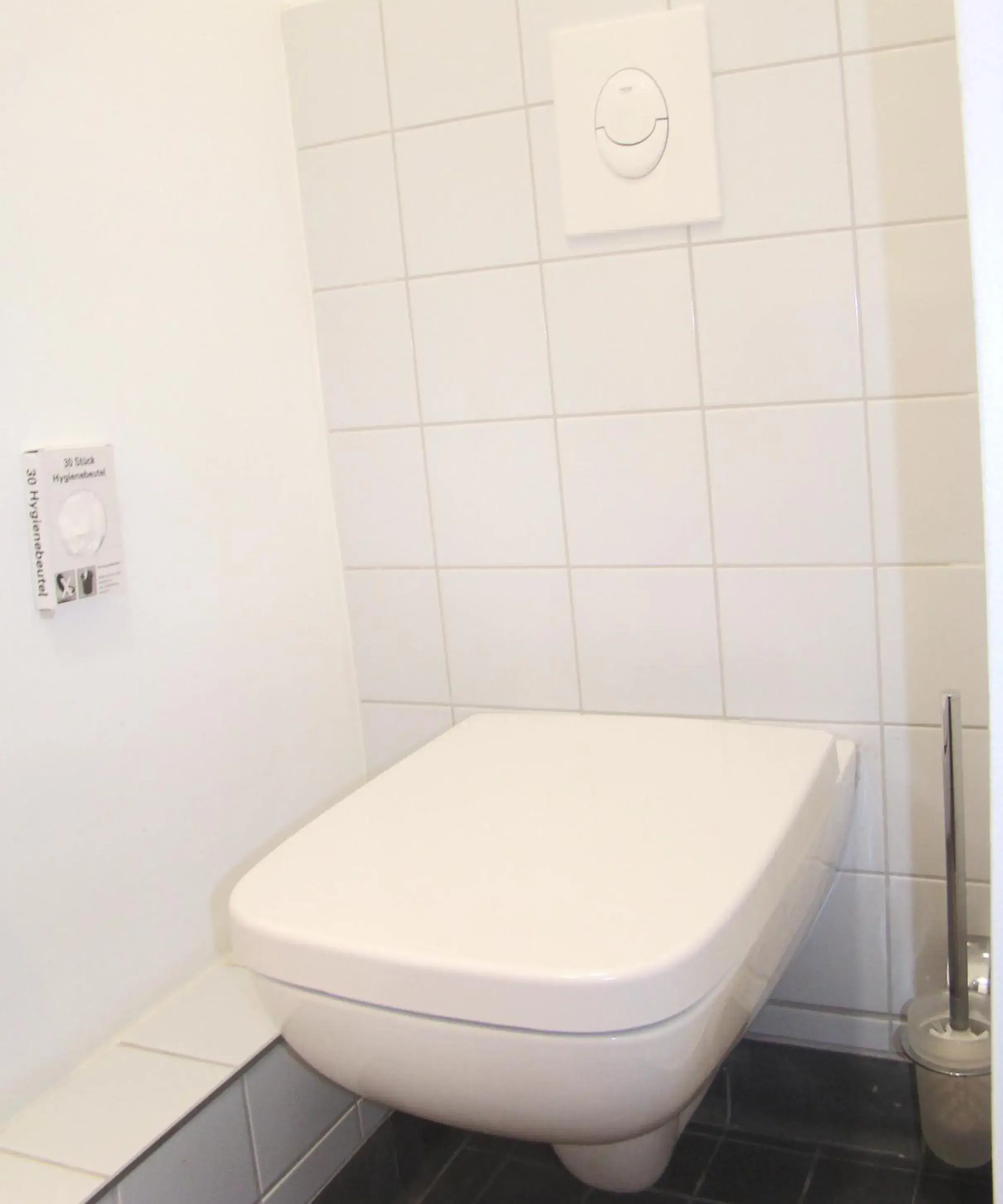 Toilet, Bathroom in BNB near Brandenburg Gate - Rooms & Apartments