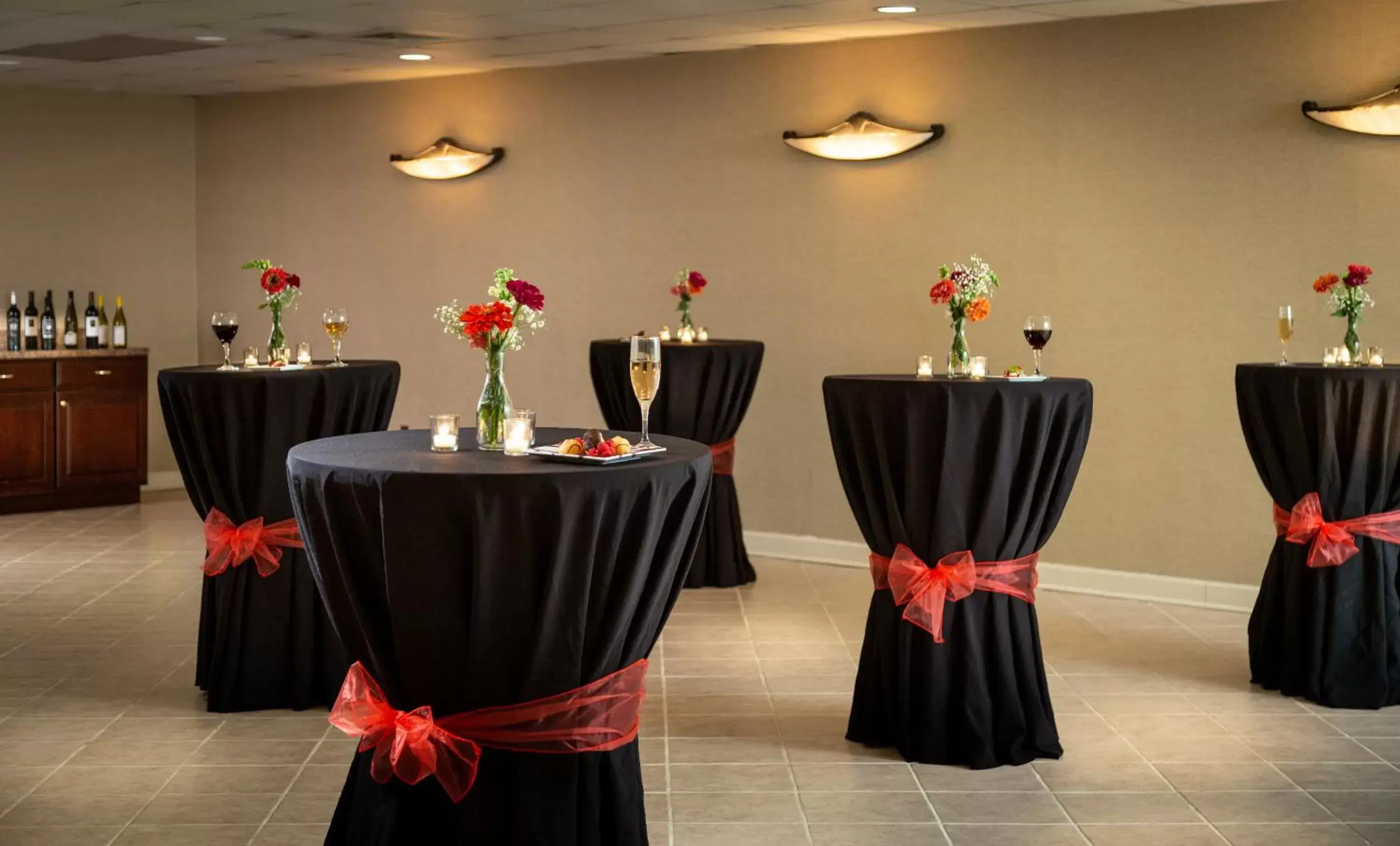 Meeting/conference room, Banquet Facilities in Meadowbrook Inn