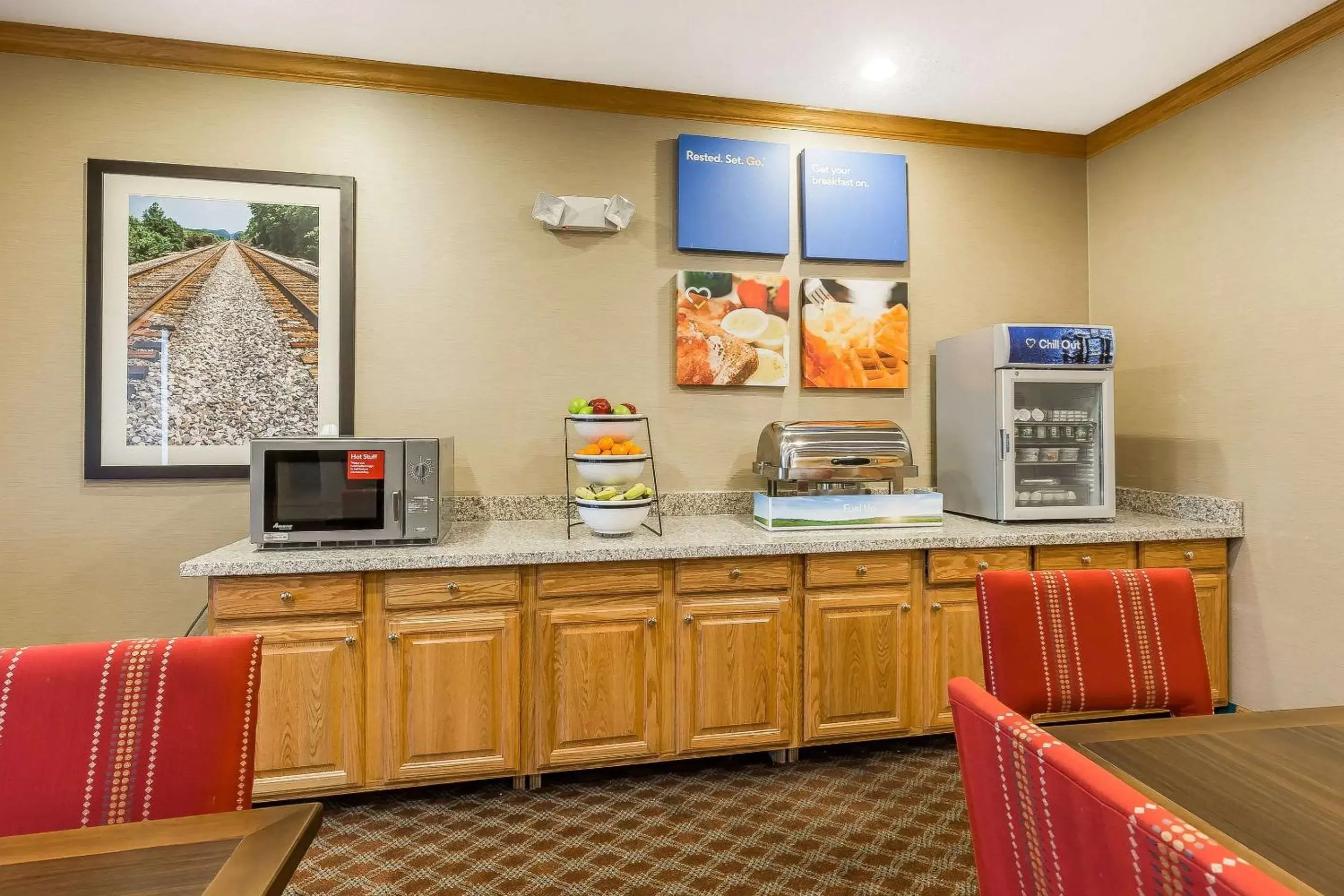 Restaurant/places to eat in Comfort Inn & Suites Mishawaka-South Bend