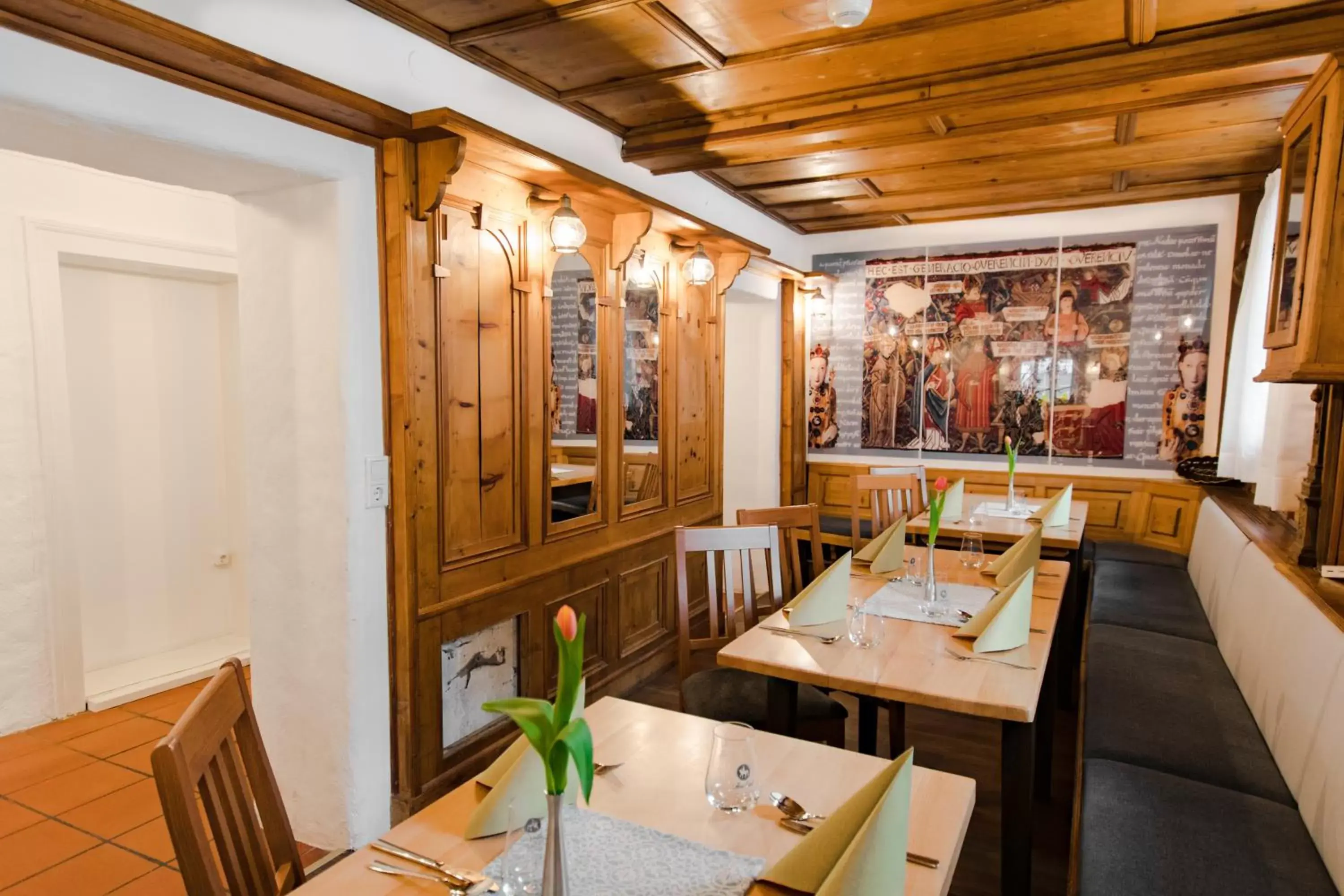 Restaurant/Places to Eat in Klostergasthof Heidenheim