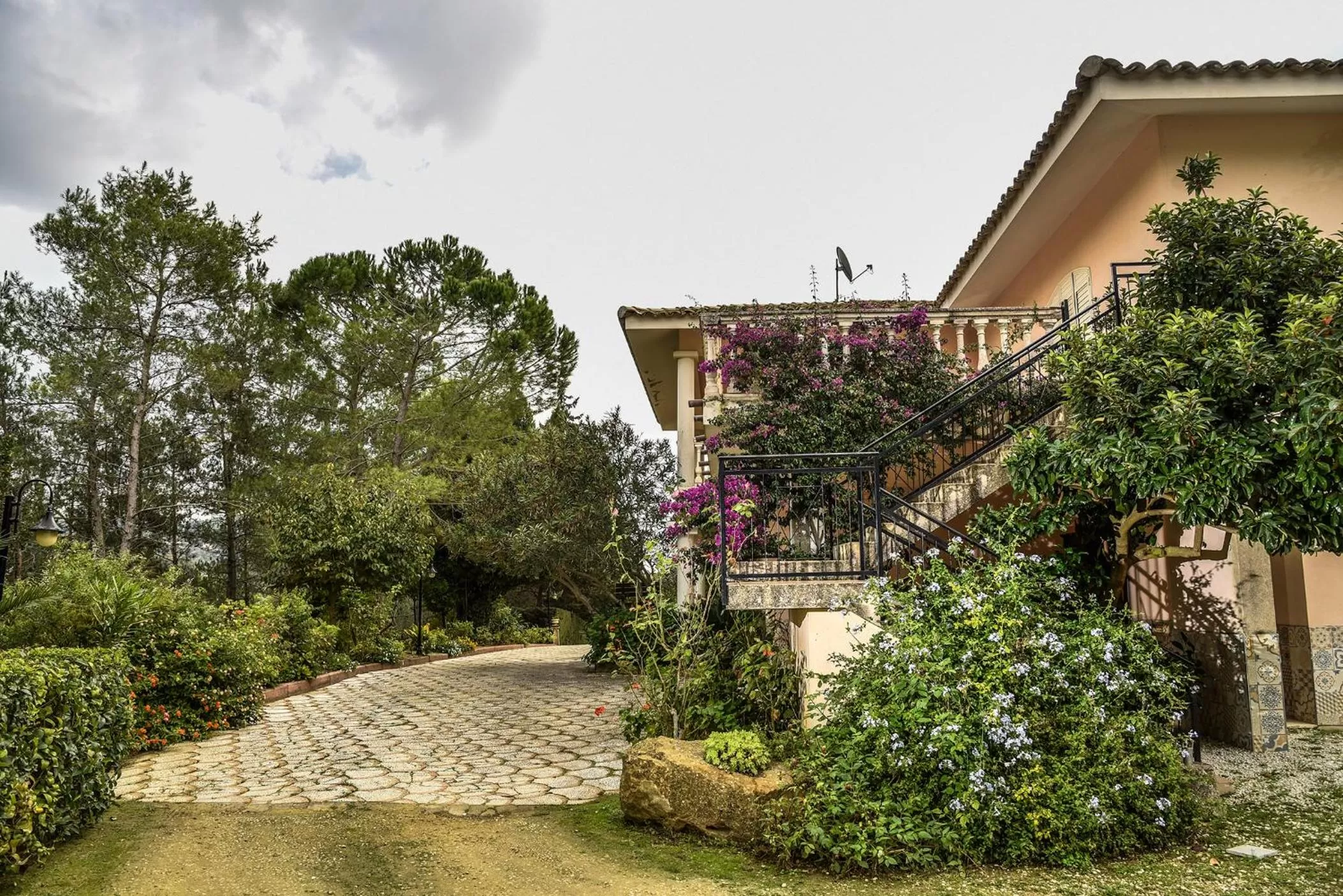 Property building in Agriresort Villa Bentivoglio