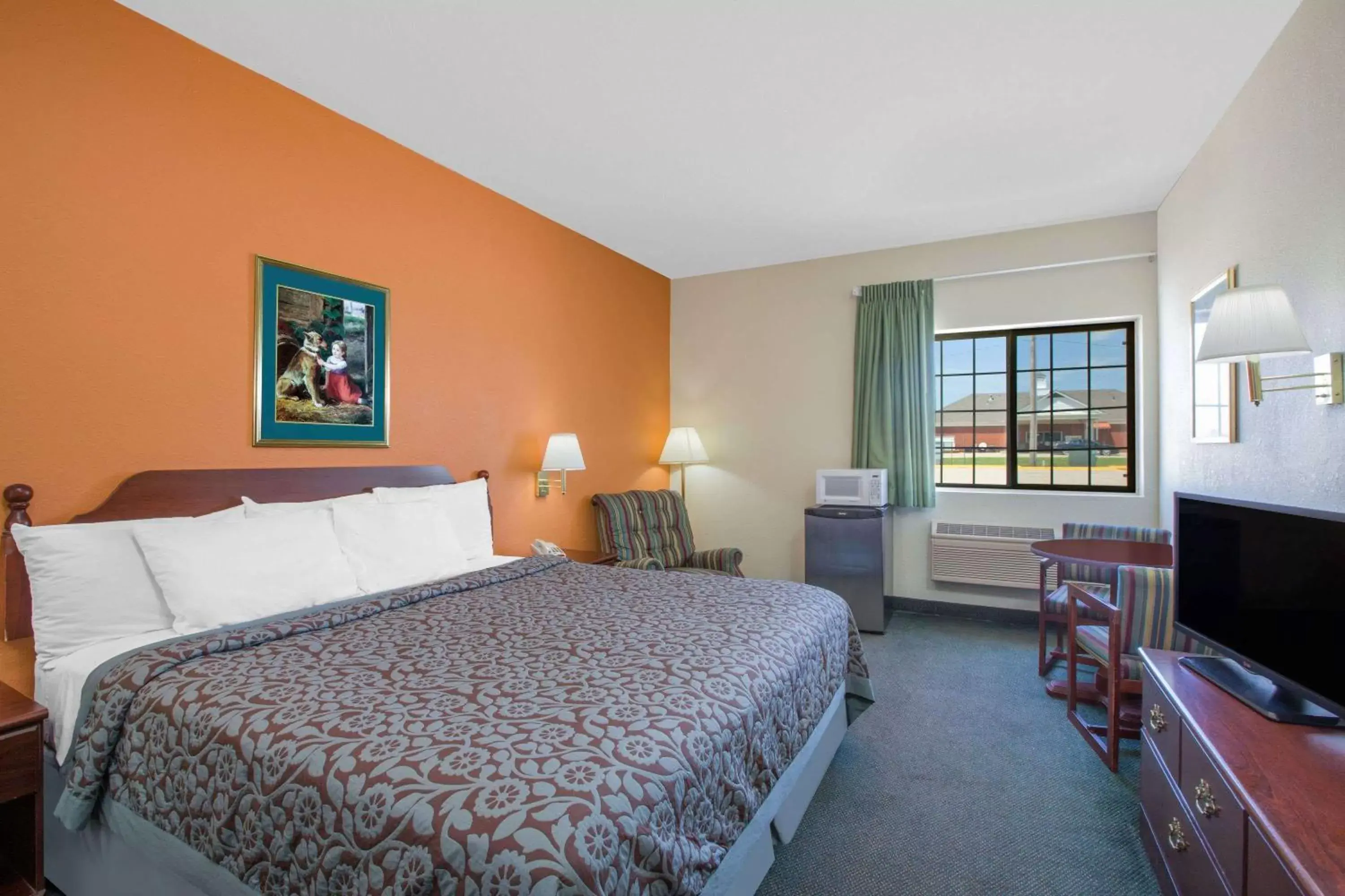 Photo of the whole room in Days Inn by Wyndham Butler