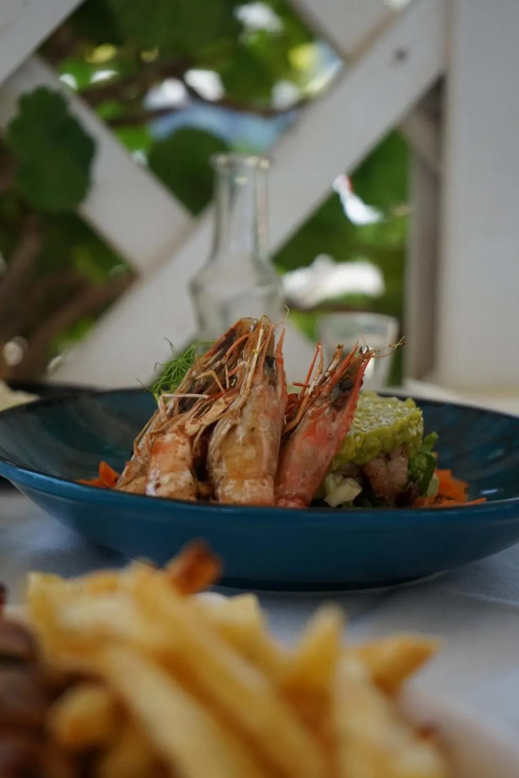 Restaurant/places to eat in Faedra Beach