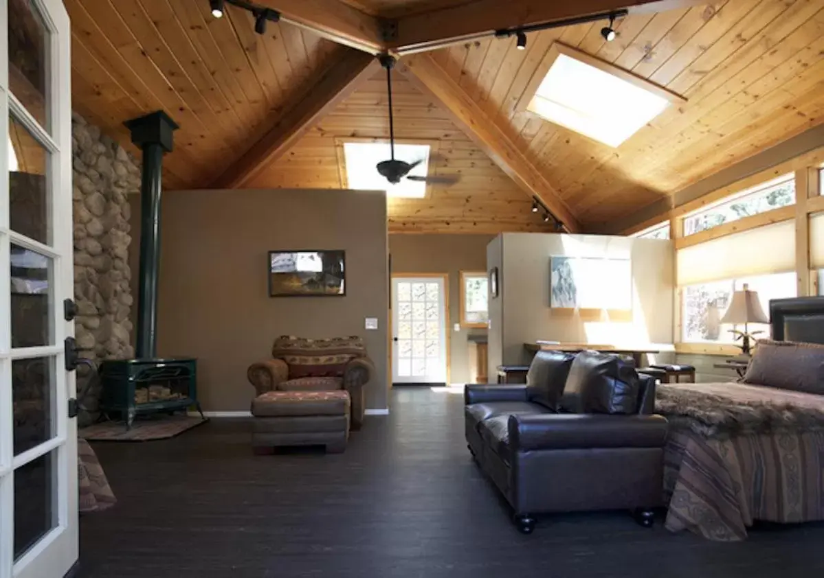 Seating Area in Silver Pines Lodge