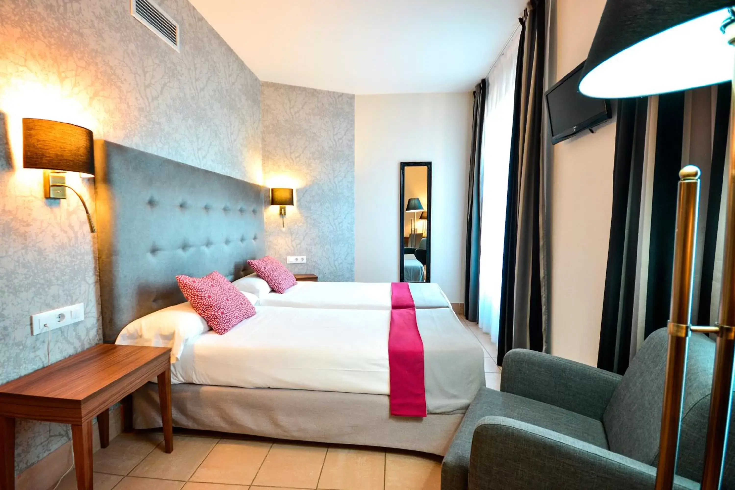 Bed in Hotel Oromana
