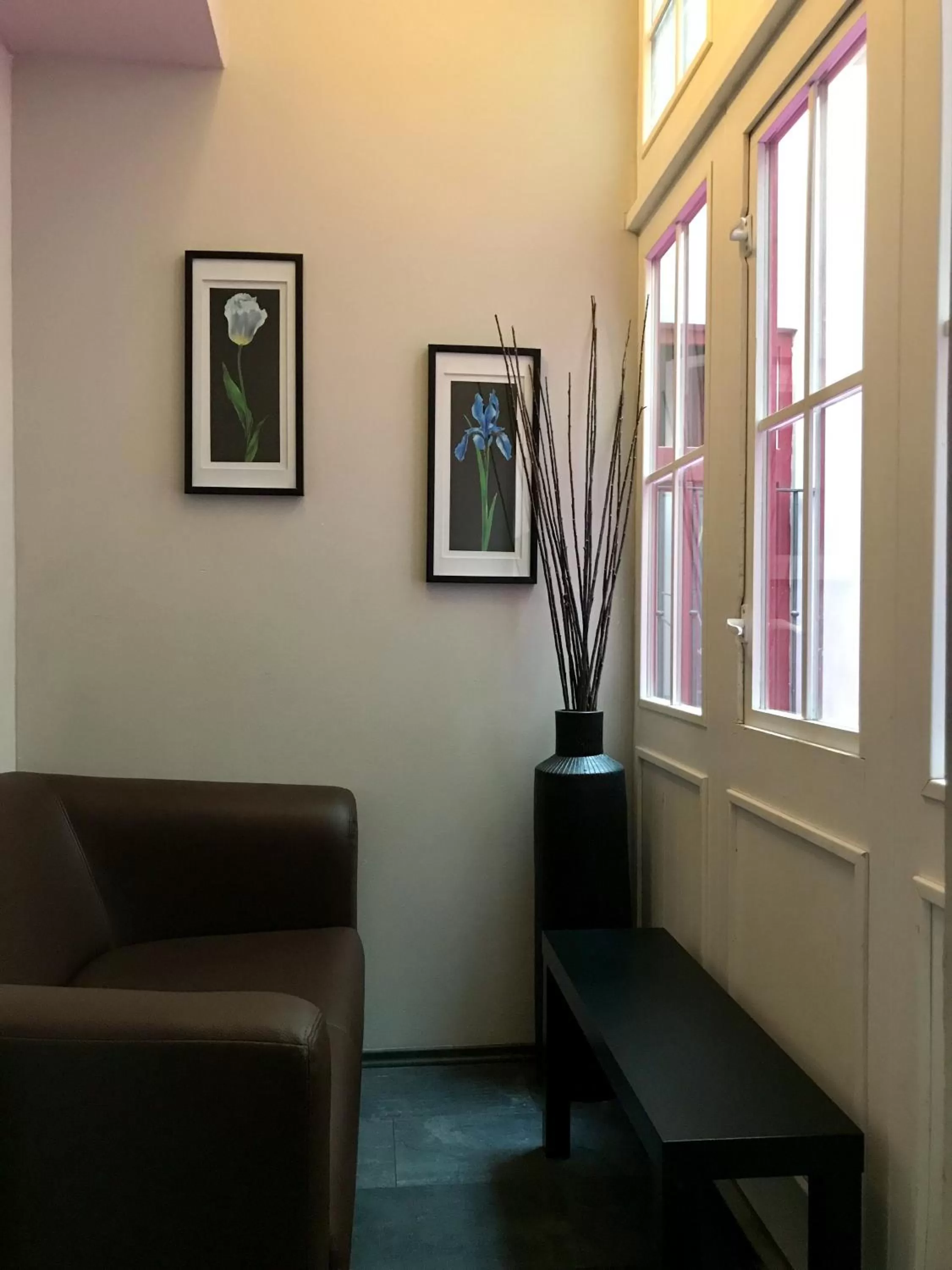 Seating area in Dům U pikové desítky