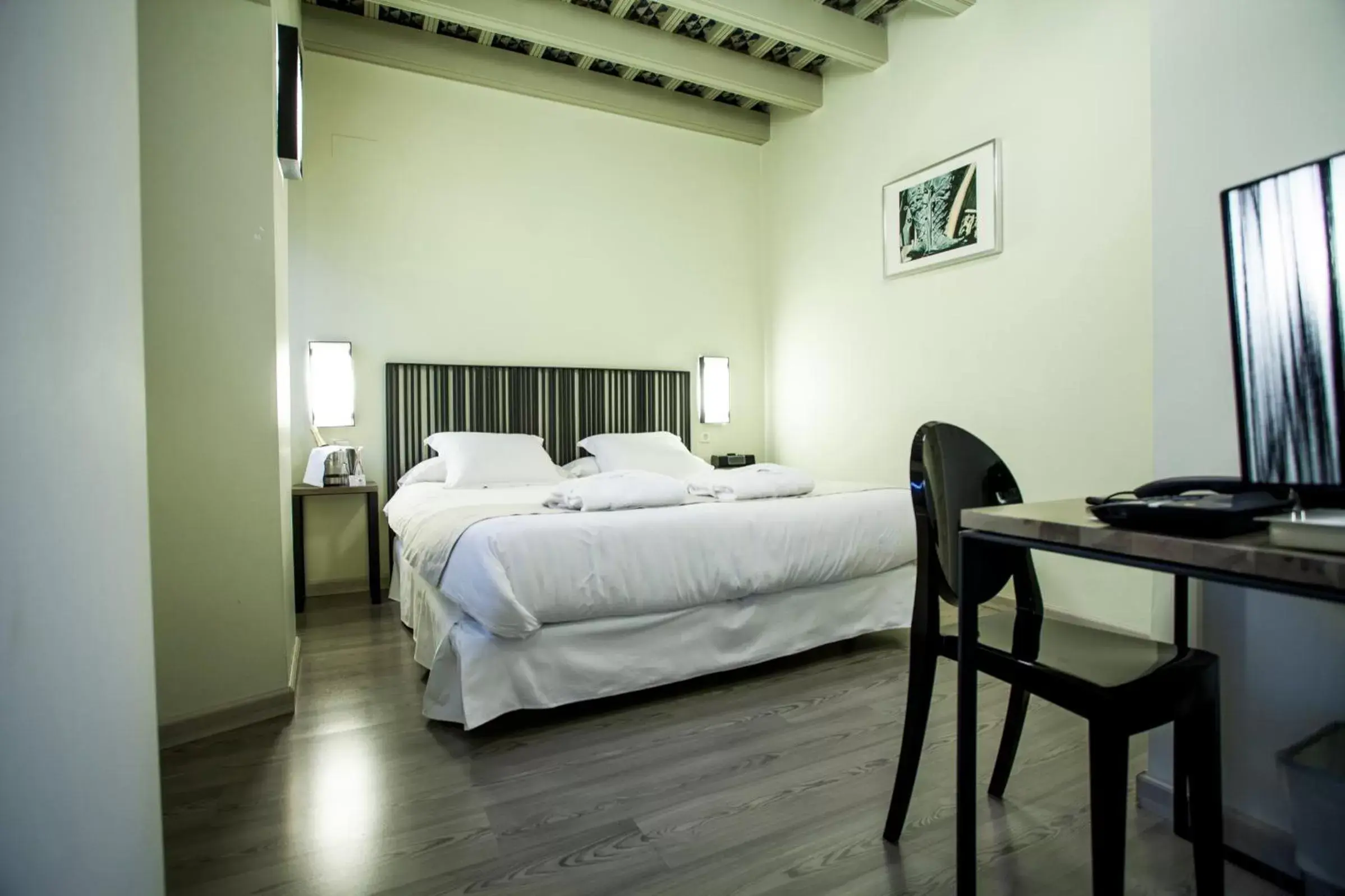 Photo of the whole room, Bed in Hotel Boutique Casas de Santa Cruz