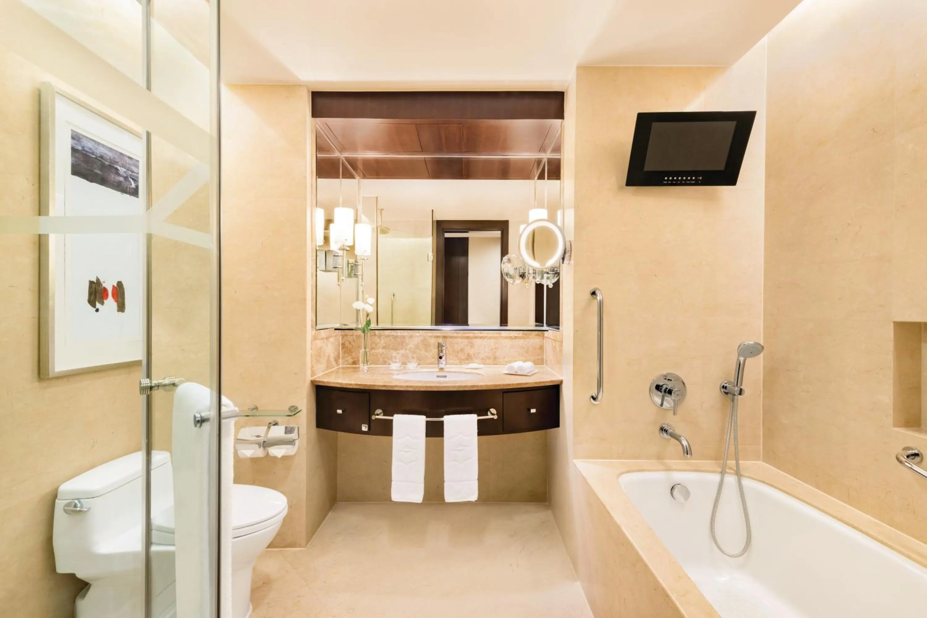 Bathroom in Shangri-La Xian