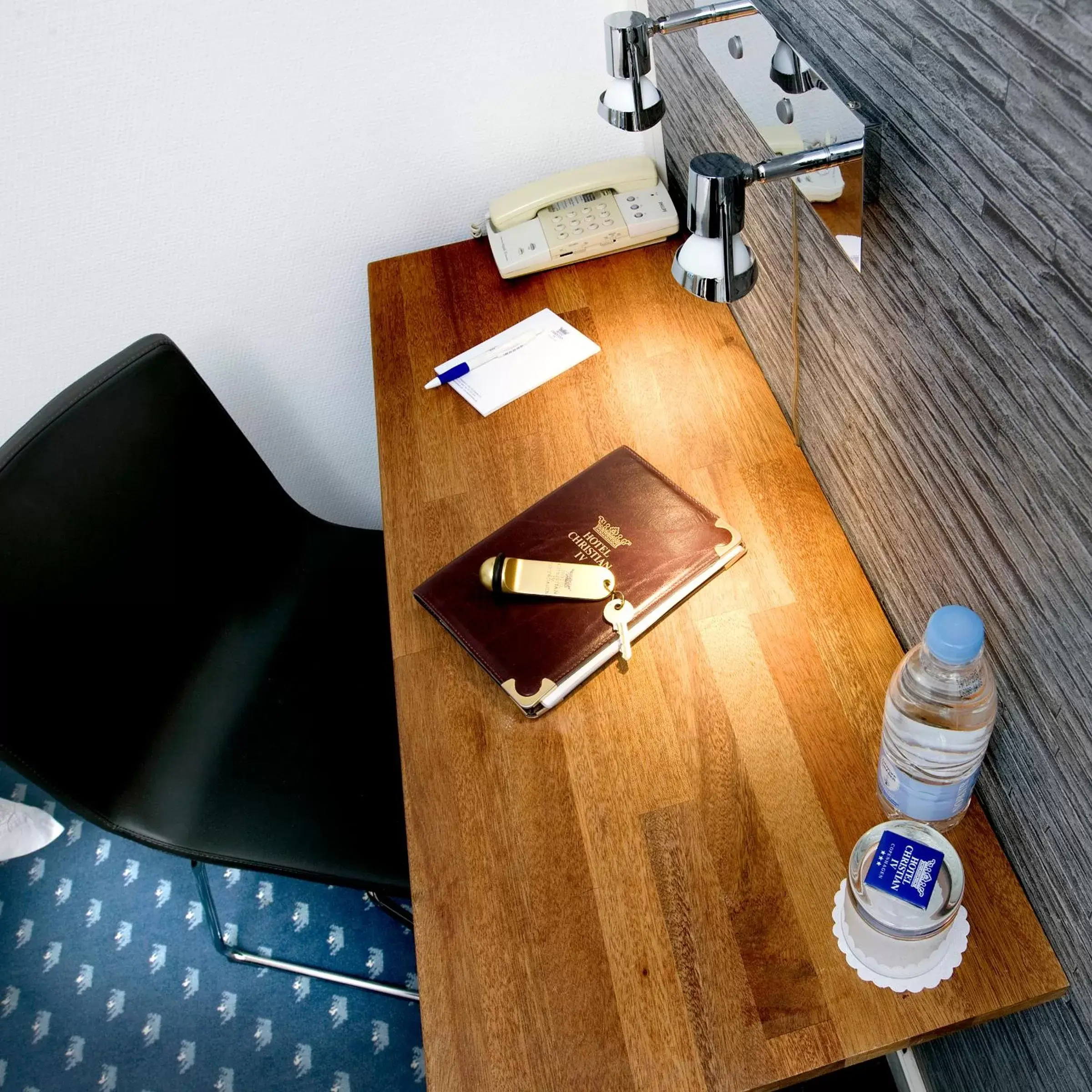 Bedroom, Seating Area in Hotel Christian IV