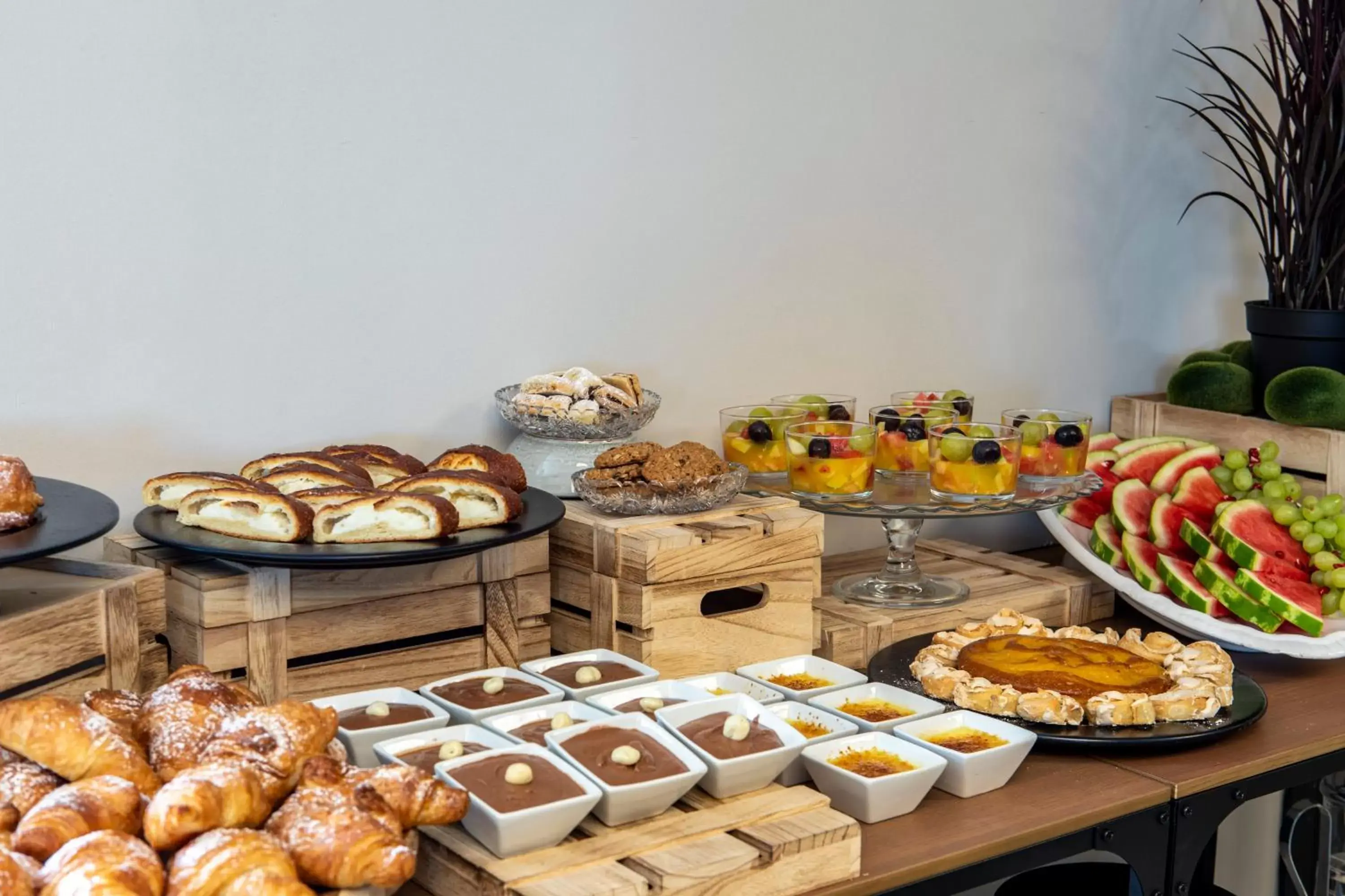 Food and drinks in Numa Hotel Jaffa Food and drinks in Numa Hotel Jaffa