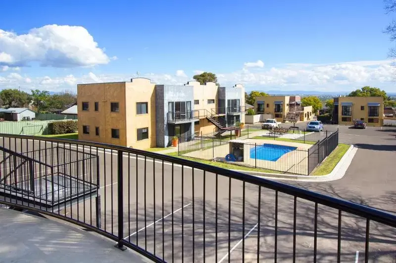 Bird's eye view, Pool View in Amberoo Apartments