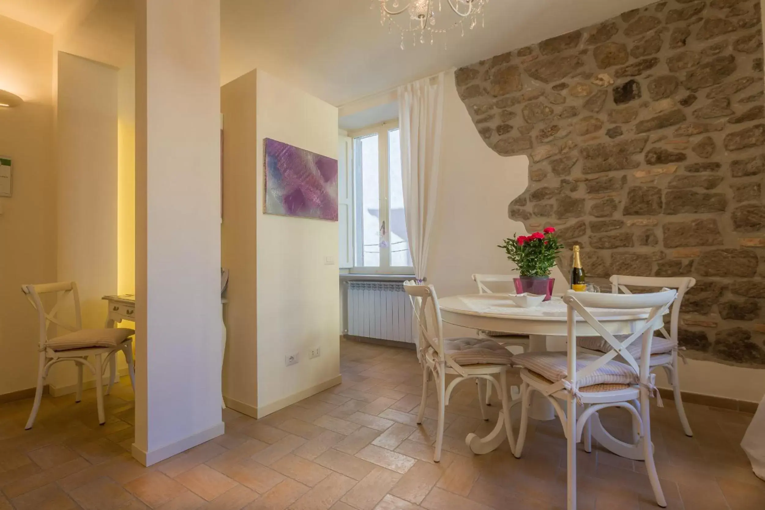 Lounge or bar, Dining Area in Viterbo Antica