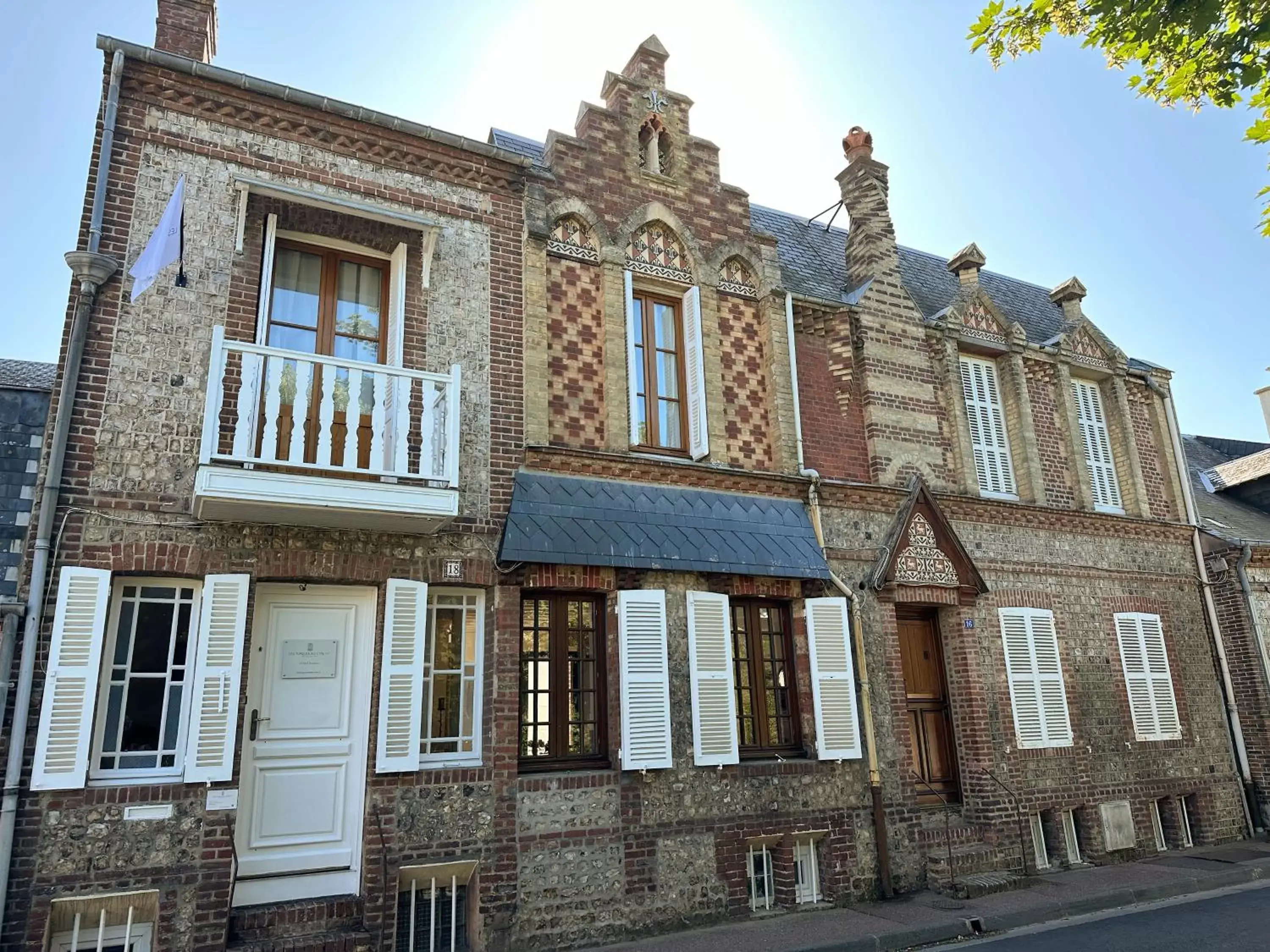 Property Building in Les Turquoises Étretat - L'Hôtel-Boutique