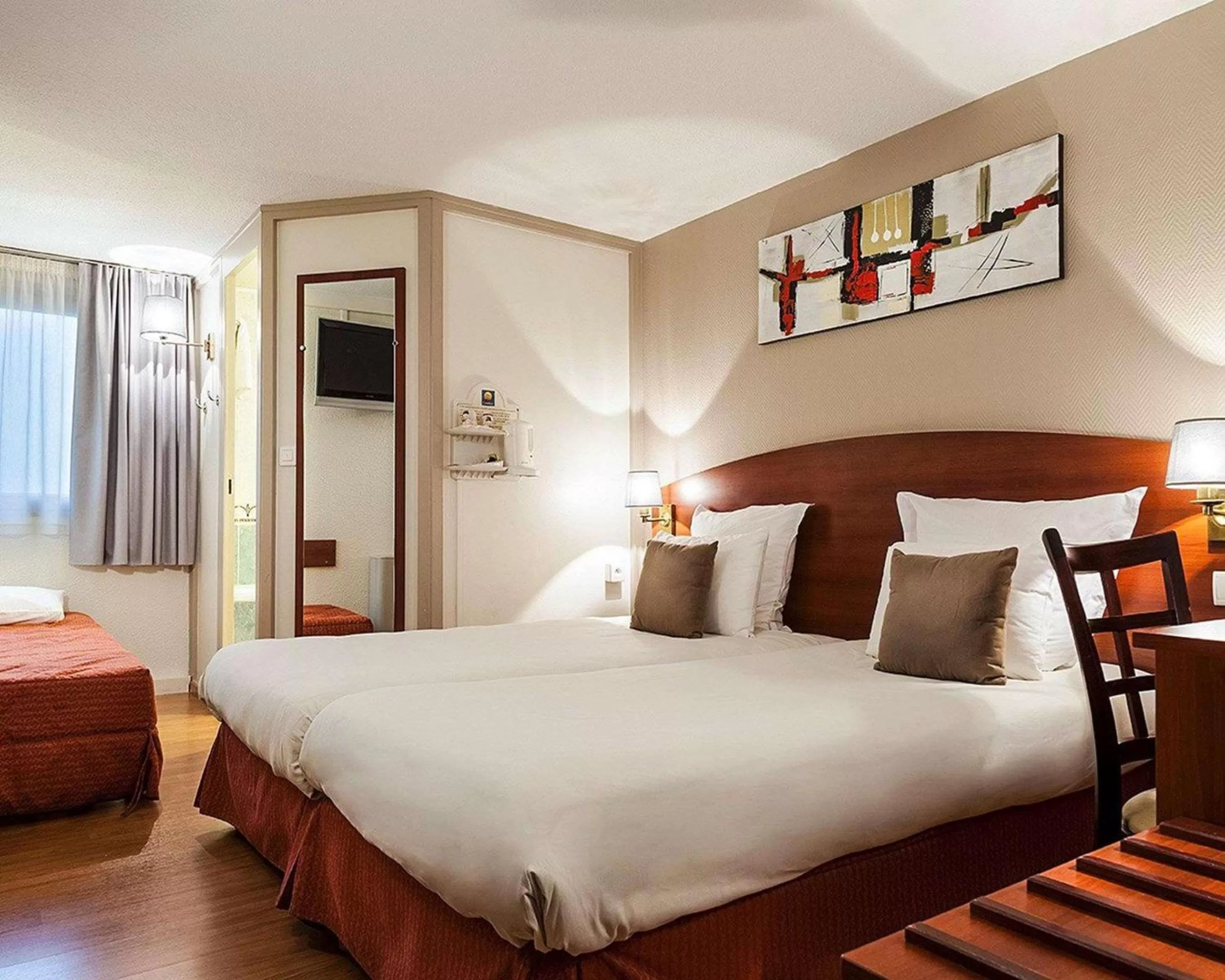 Photo of the whole room, Bed in Hôtel des Arcades de Cachan - Grand Paris Sud