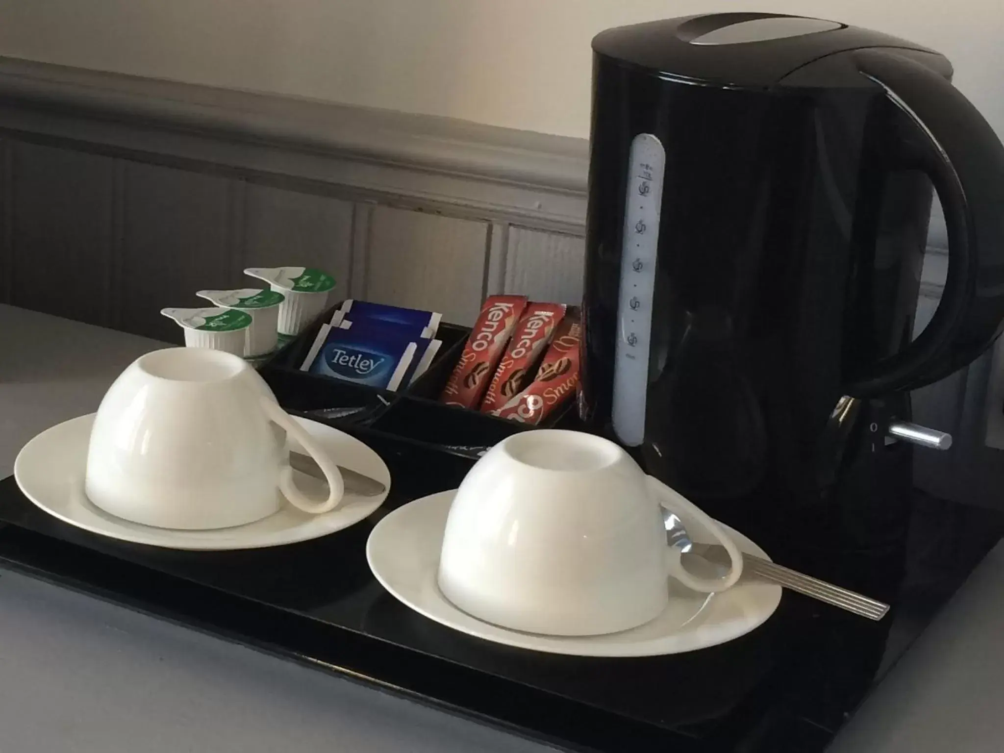 Non alcoholic drinks, Coffee/Tea Facilities in The Leam Hotel