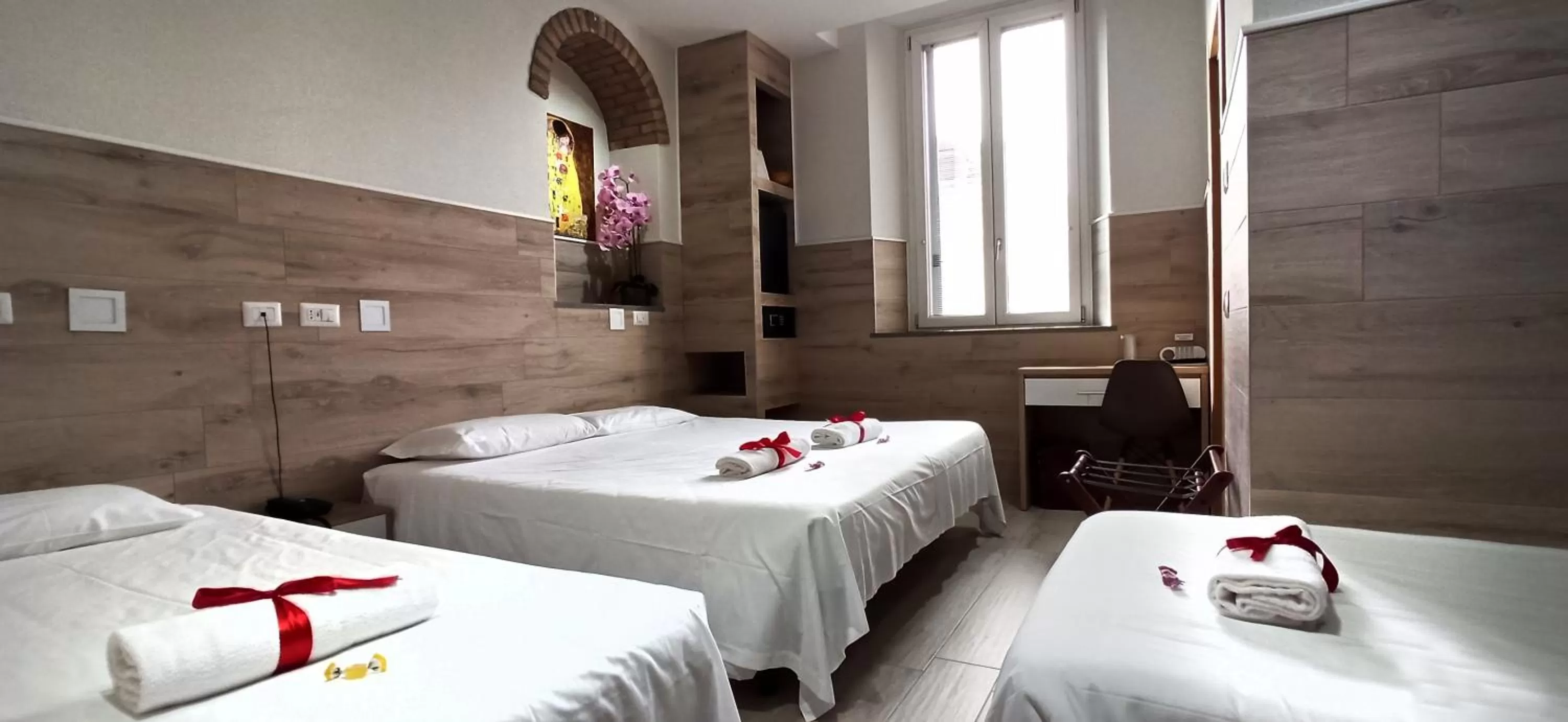 Bedroom, Bed in Eurohotel