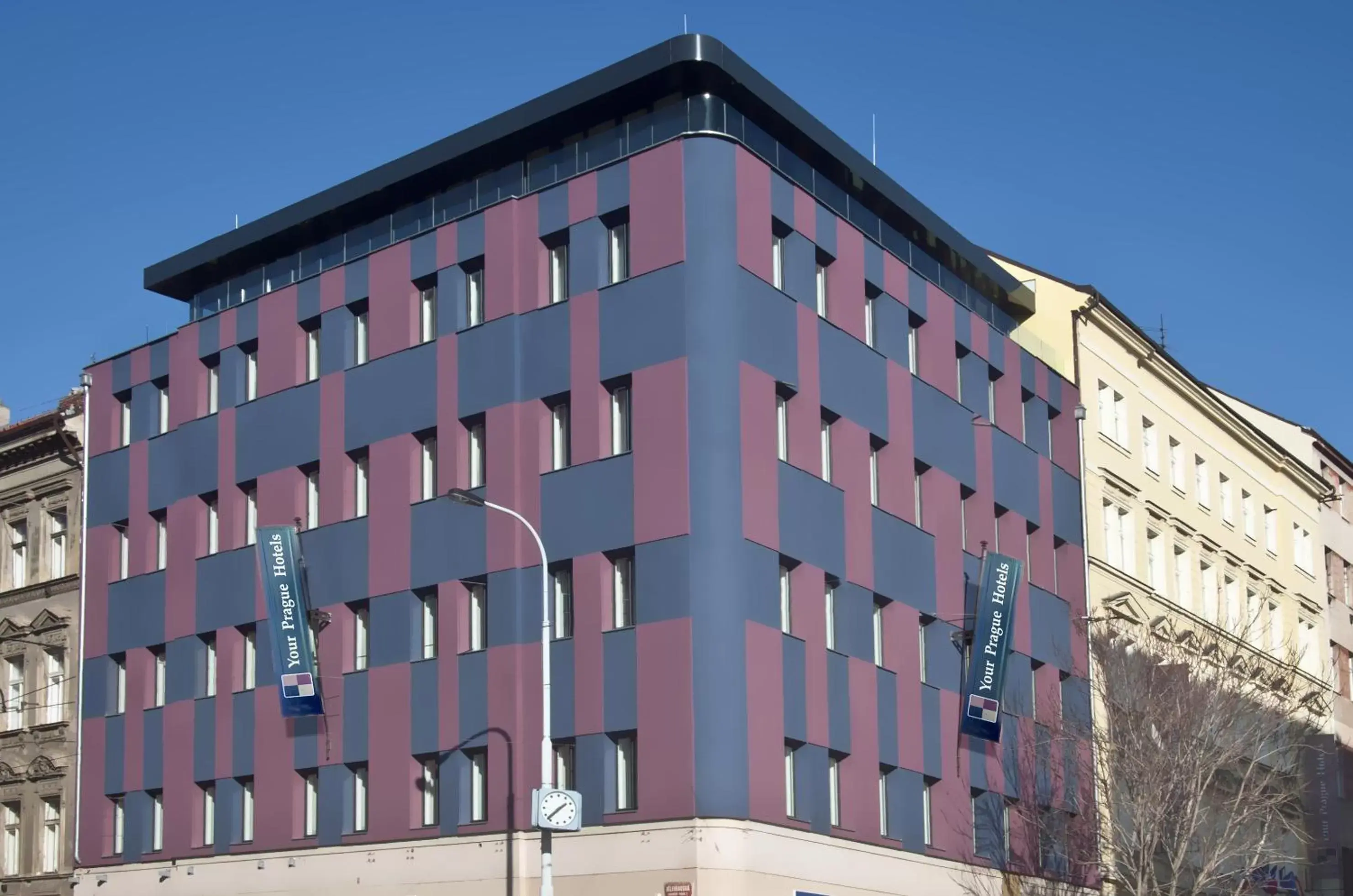 Facade/entrance, Property Building in Hotel Galileo