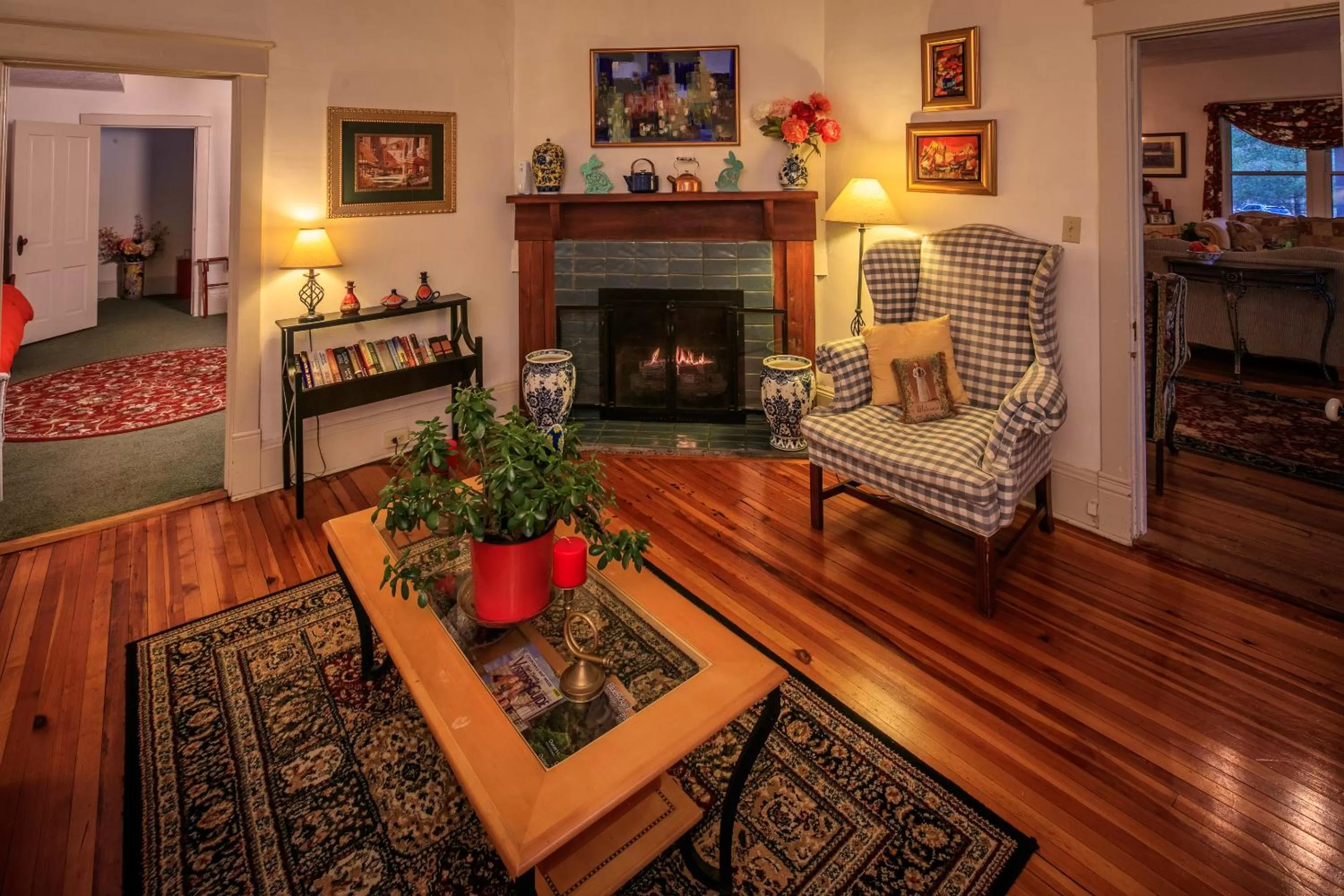 Seating Area in Taylor House Inn
