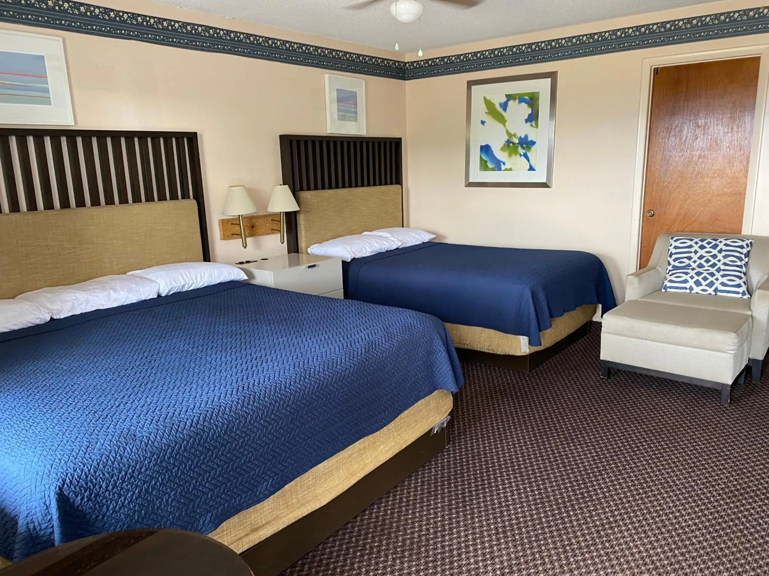 Photo of the whole room, Bed in Budget Inn of Sebring