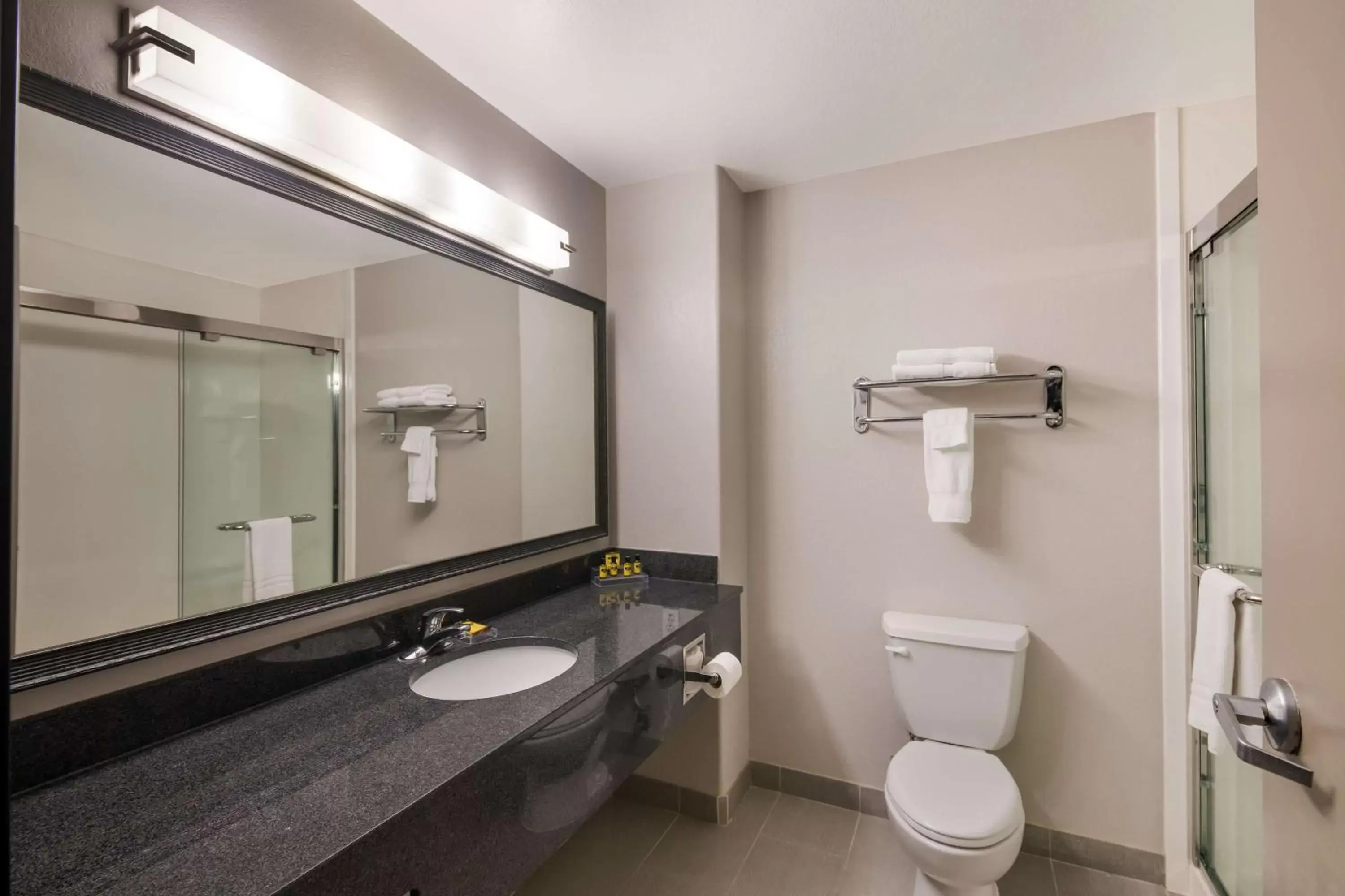 Bathroom in Best Western Plus Killeen/Fort Hood Hotel & Suites