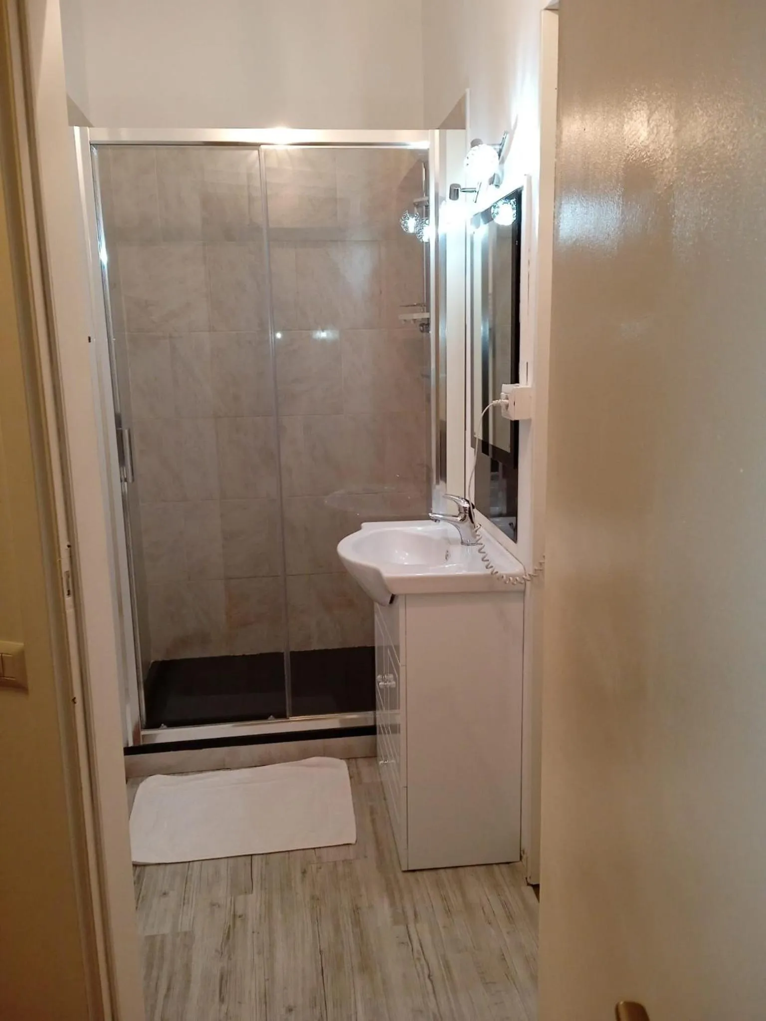 Bathroom in Megaride Guest House