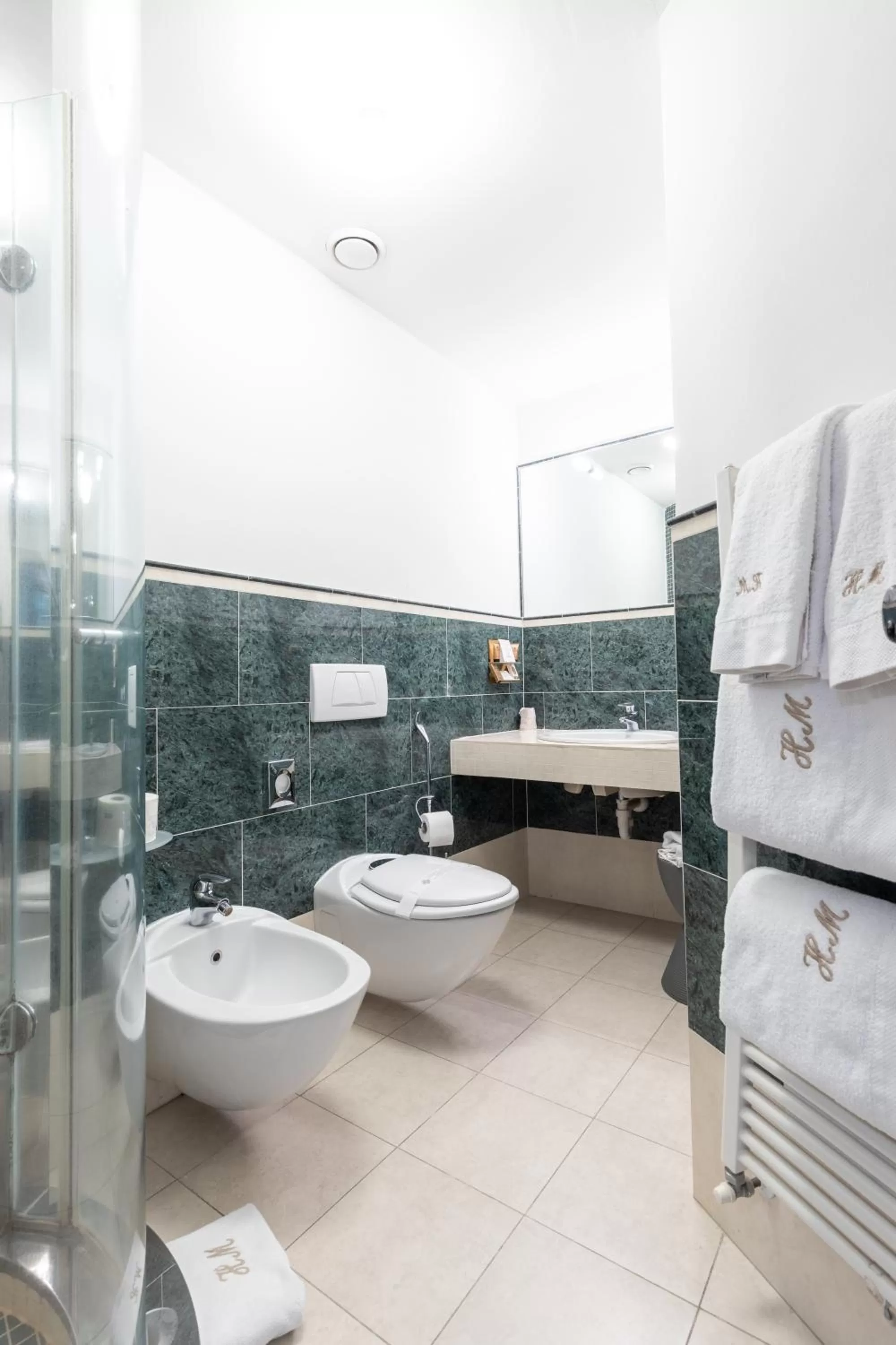 Bathroom in Hotel Moderno