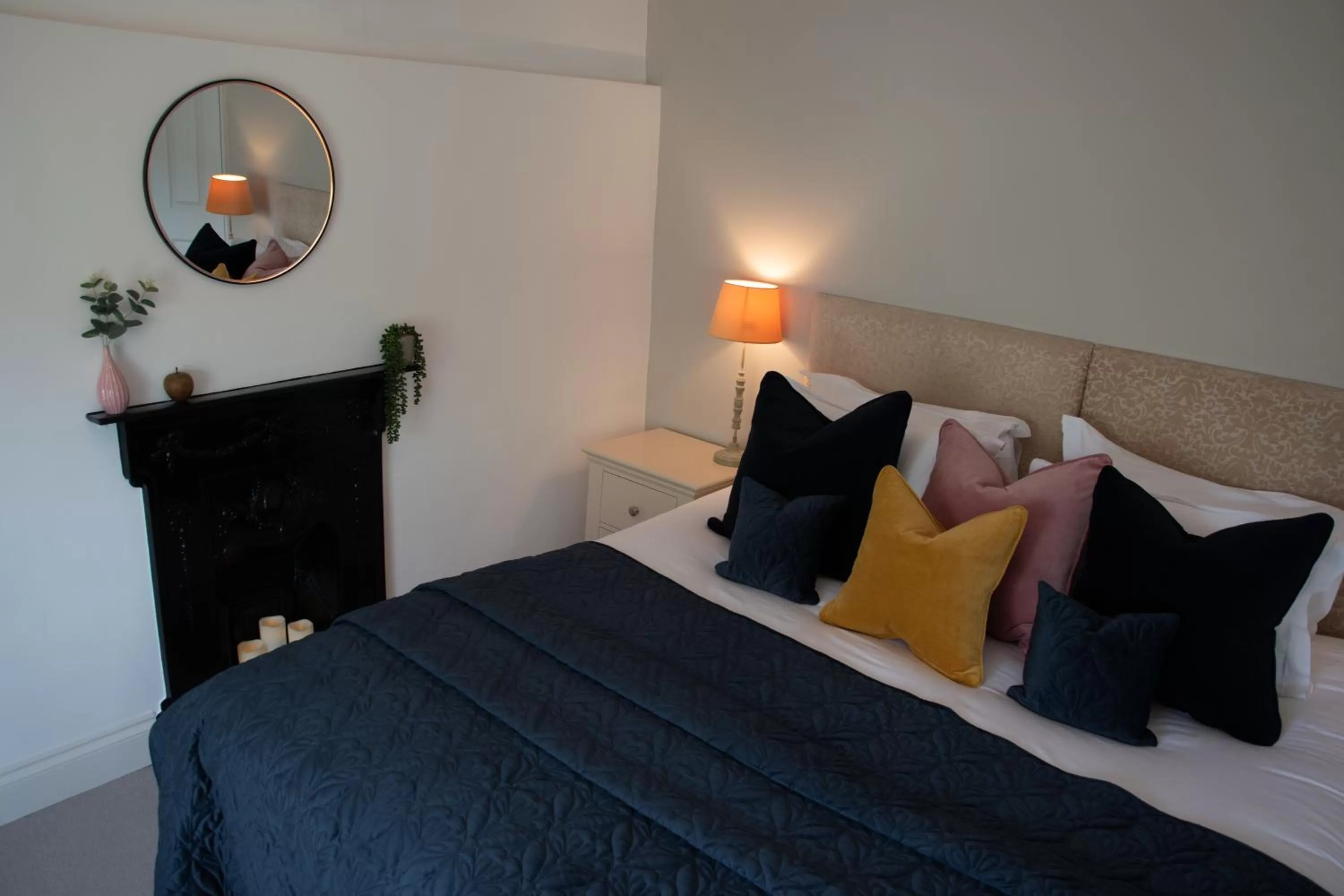 Bed in Apple Tree Bed and Breakfast